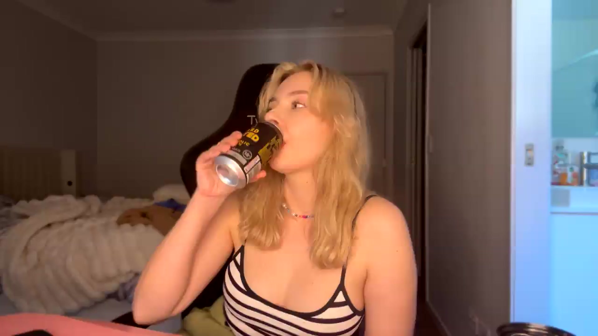 Gallery image thumbnail from Lotttiee's myfreecams stream on, 09/21/2026, 05:29 image 2 of 20