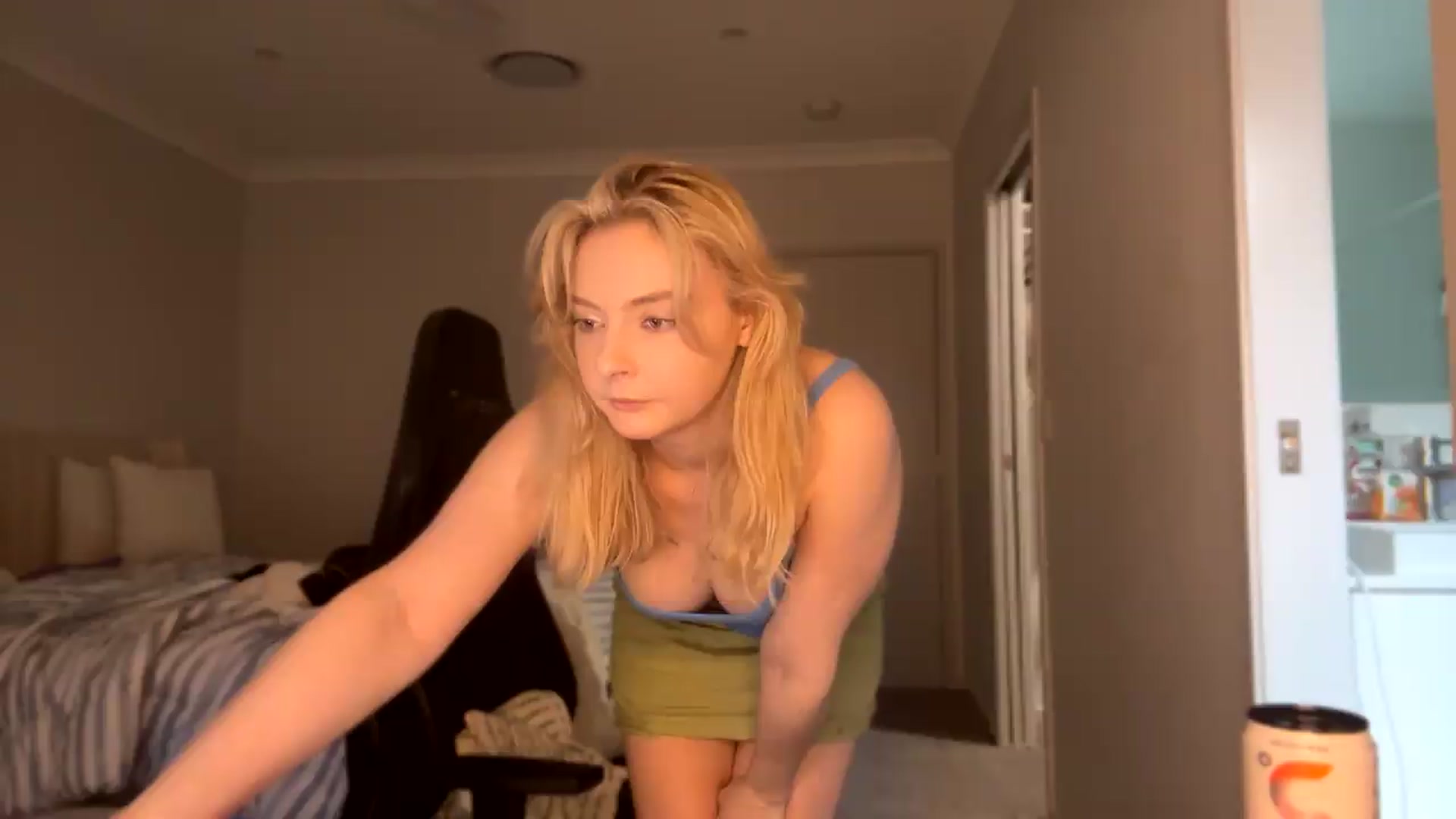 Gallery image thumbnail from Lotttiee's myfreecams stream on, 09/22/2026, 20:59 image 14 of 20