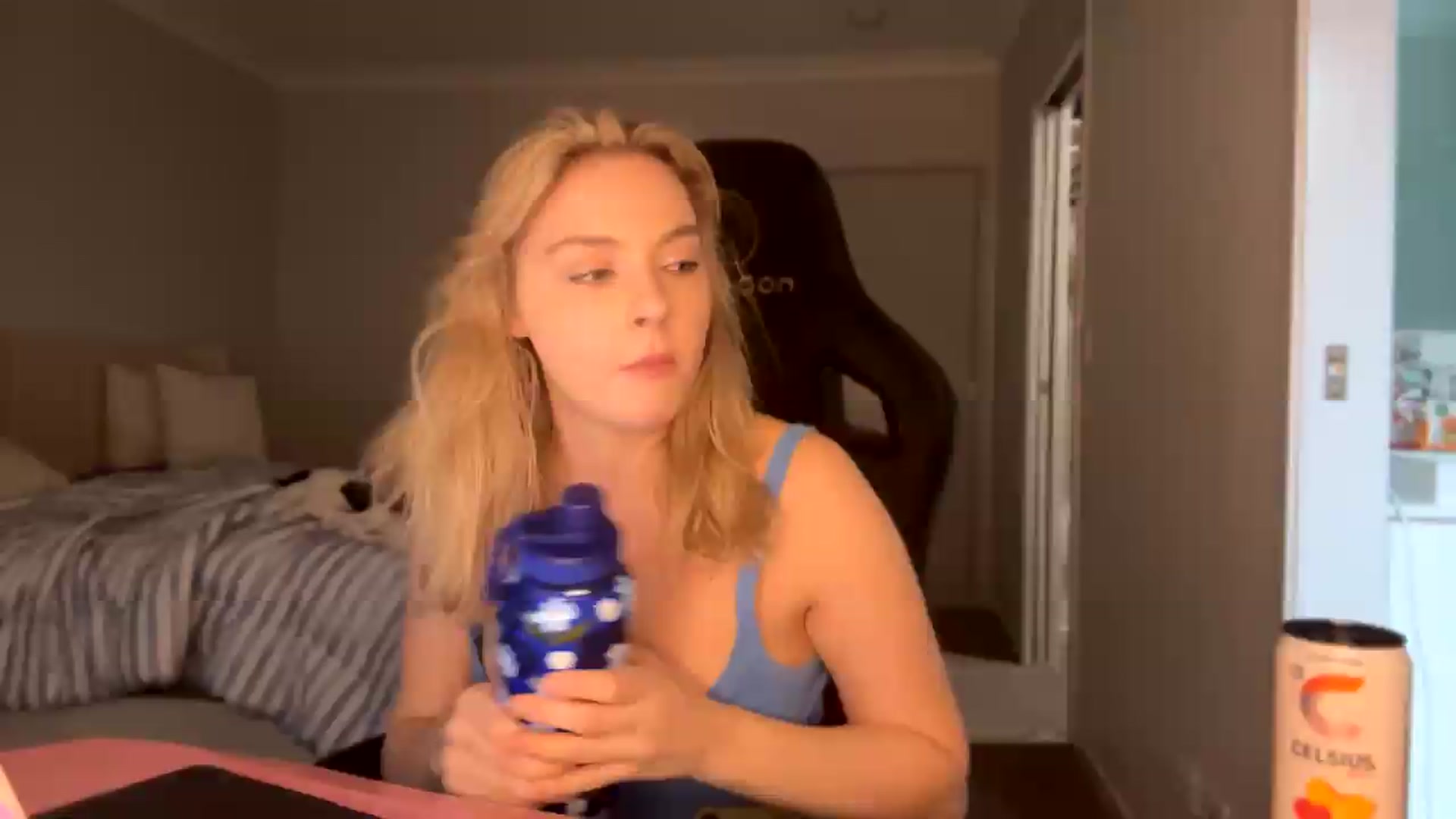 Gallery image thumbnail from Lotttiee's myfreecams stream on, 09/22/2026, 20:59 image 13 of 20