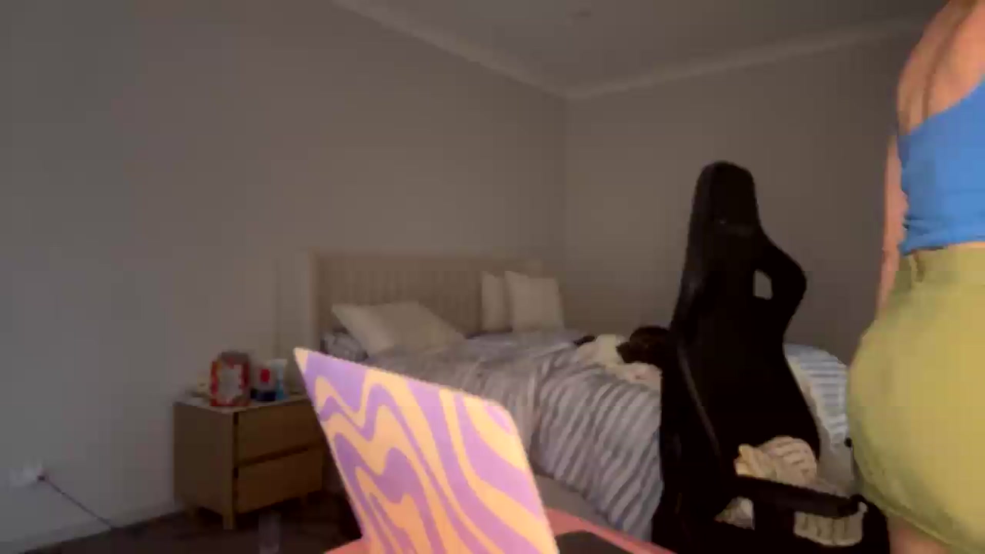 Gallery image thumbnail from Lotttiee's myfreecams stream on, 09/22/2026, 20:59 image 16 of 20