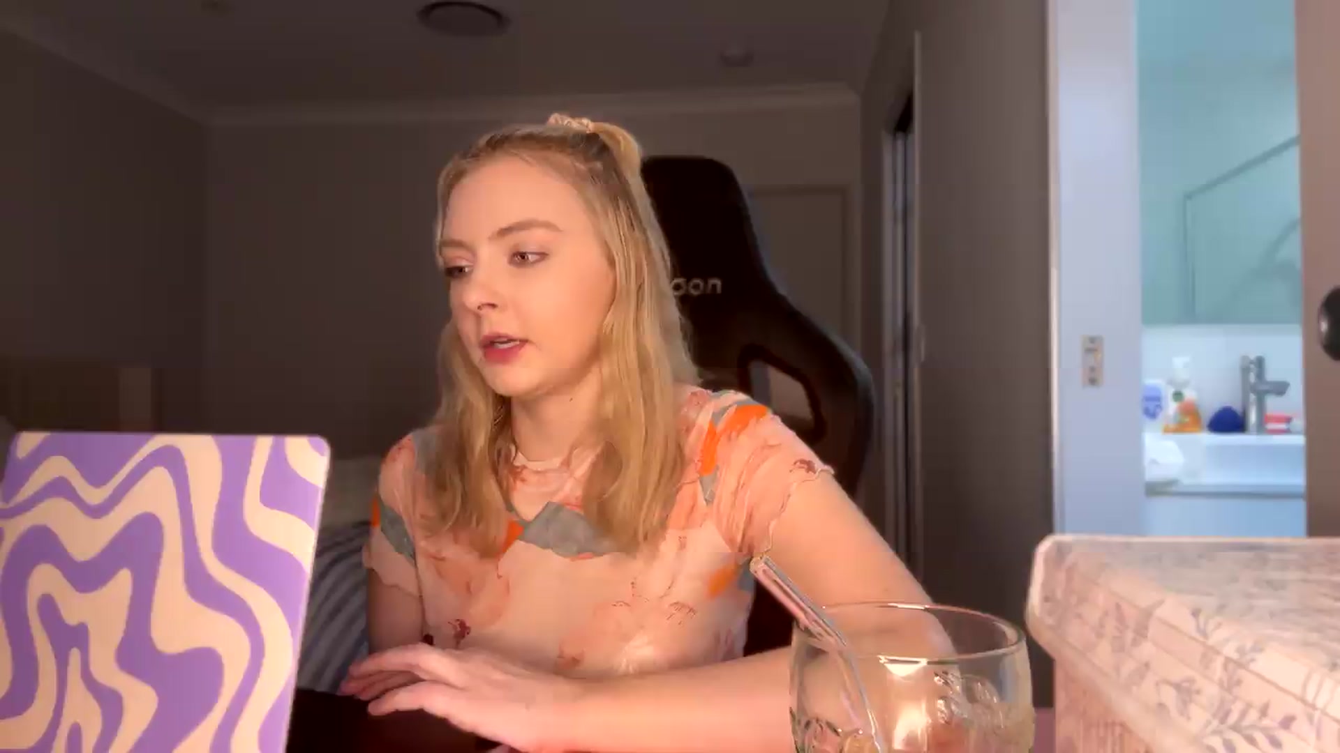 Gallery image thumbnail from Lotttiee's myfreecams stream on, 09/28/2026, 22:26 image 3 of 20