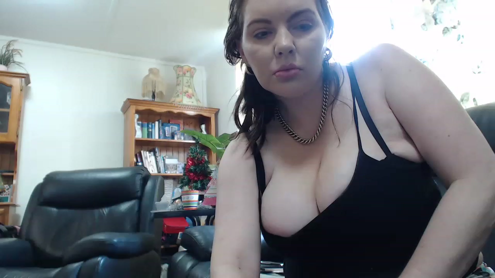 Gallery image thumbnail from LouisaAmbers's myfreecams stream on, 01/01/2023, 01:00 image 20 of 20