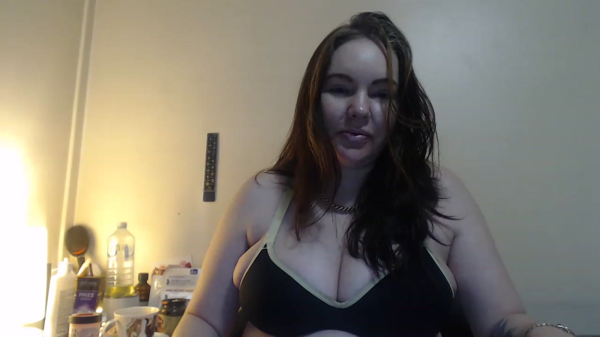 Gallery image thumbnail from LouisaAmbers's myfreecams stream on, 03/12/2023, 10:09 image 13 of 20