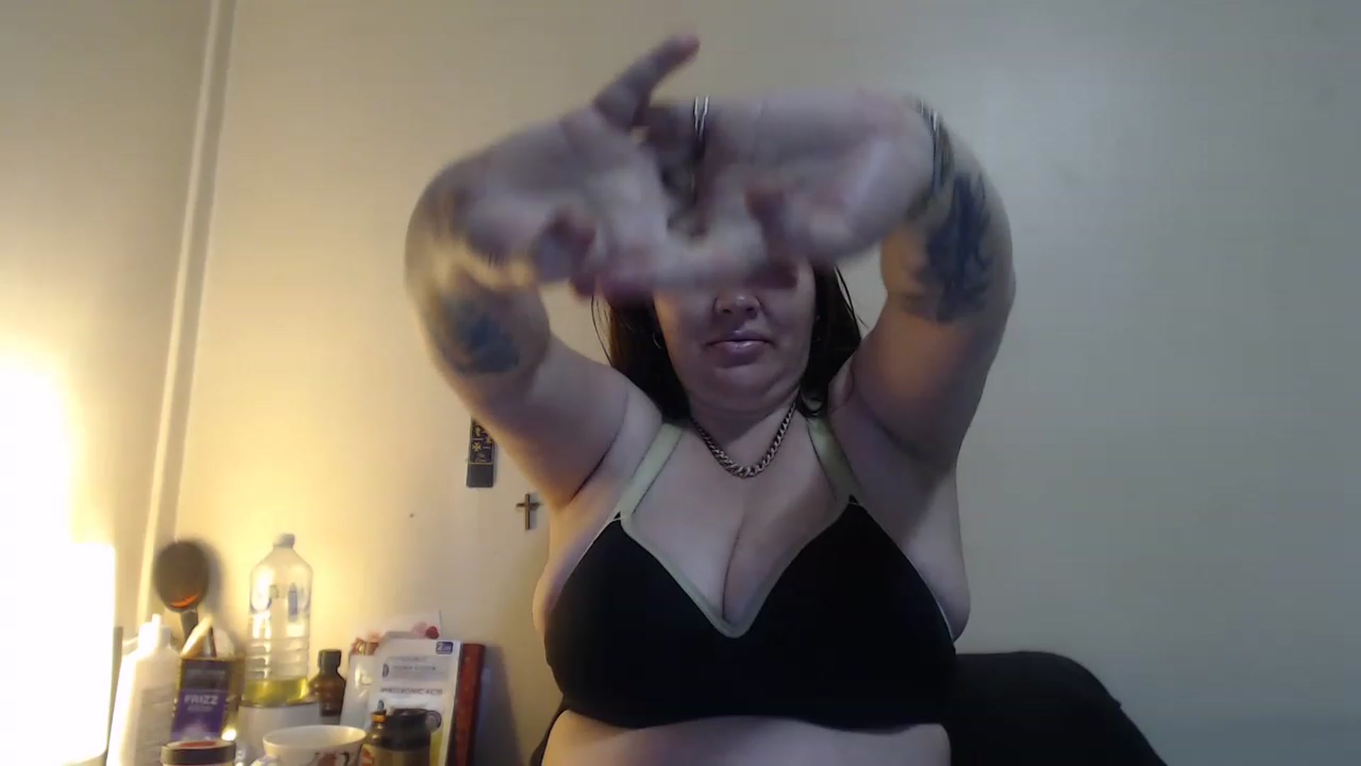 Gallery image thumbnail from LouisaAmbers's myfreecams stream on, 03/12/2023, 10:09 image 19 of 20