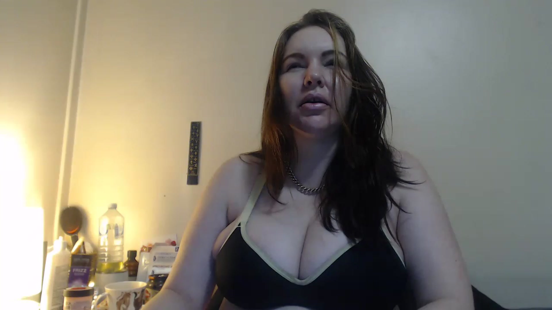 Gallery image thumbnail from LouisaAmbers's myfreecams stream on, 03/12/2023, 10:09 image 12 of 20