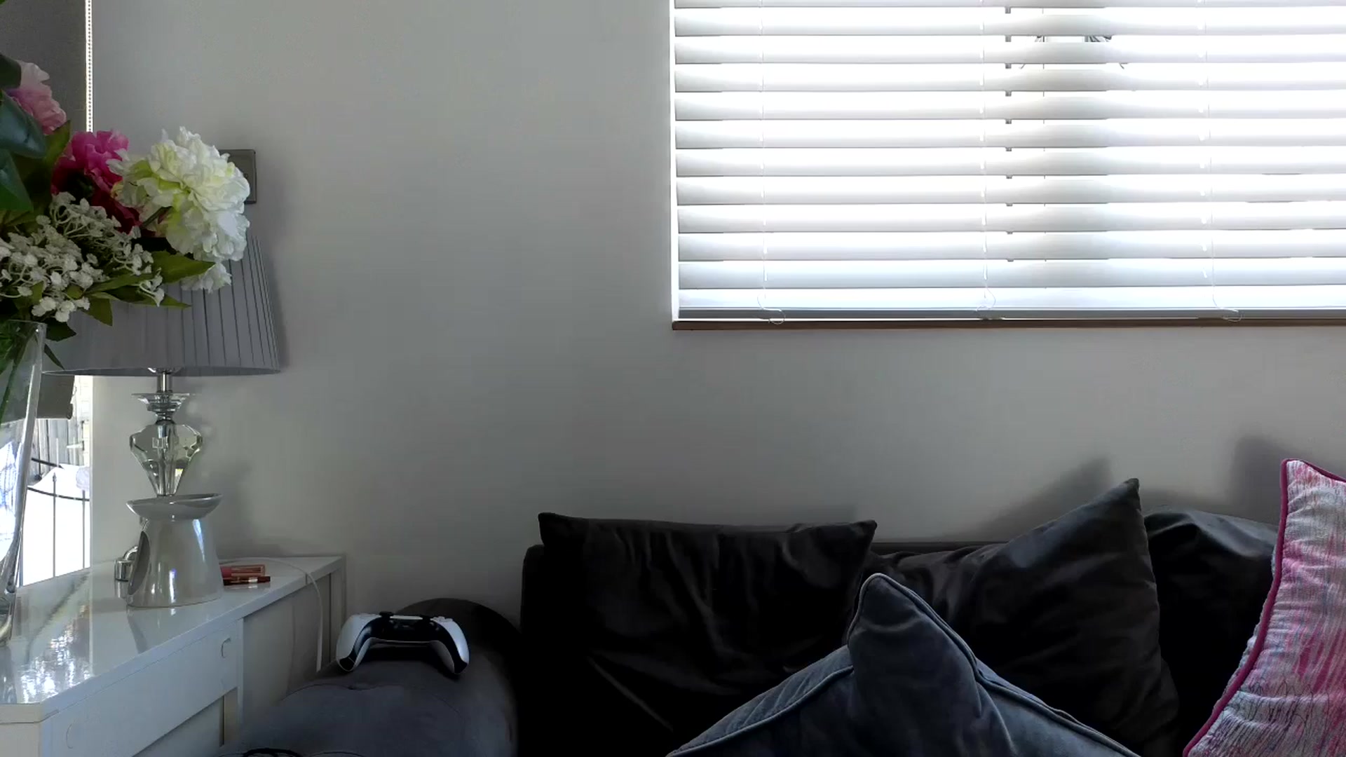 Gallery image thumbnail from Louisafernan's myfreecams stream on, 06/26/2024, 10:28 image 1 of 20