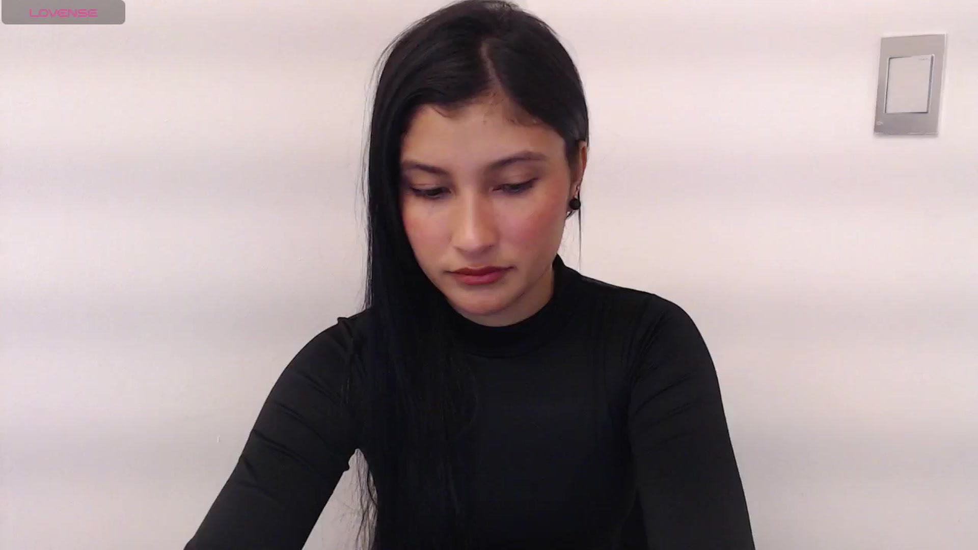Gallery image thumbnail from Louisk's myfreecams stream on, 11/18/2024, 15:34 image 4 of 20
