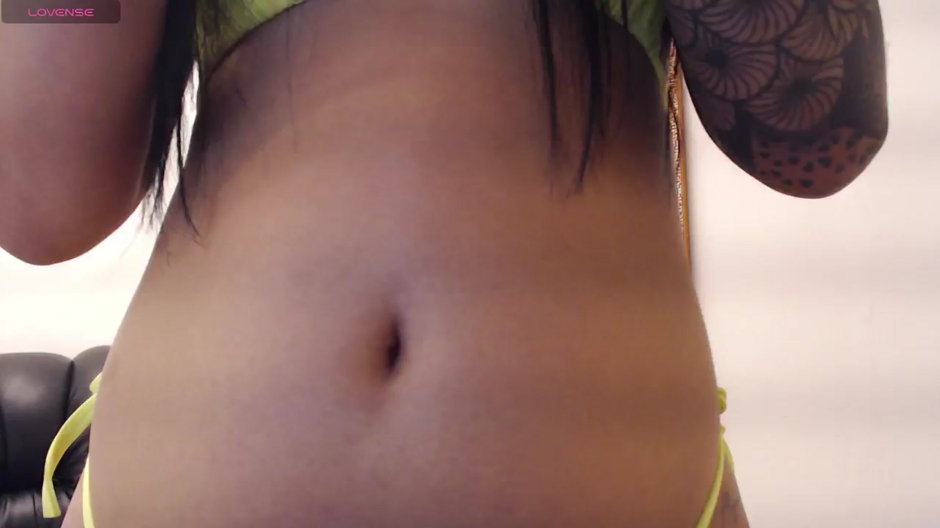 Gallery image thumbnail from Louisk's myfreecams stream on, 11/21/2024, 16:57 image 12 of 20