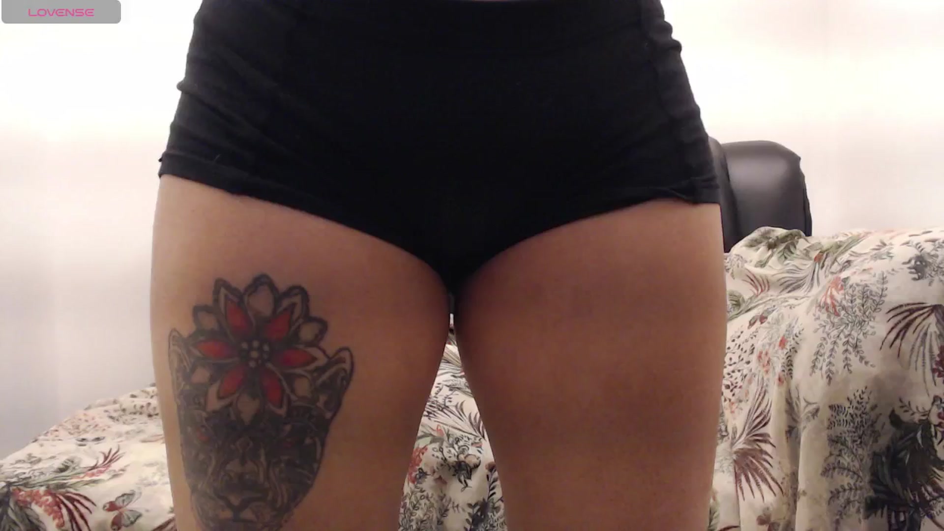 Gallery image thumbnail from Louisk's myfreecams stream on, 11/25/2024, 14:35 image 4 of 20
