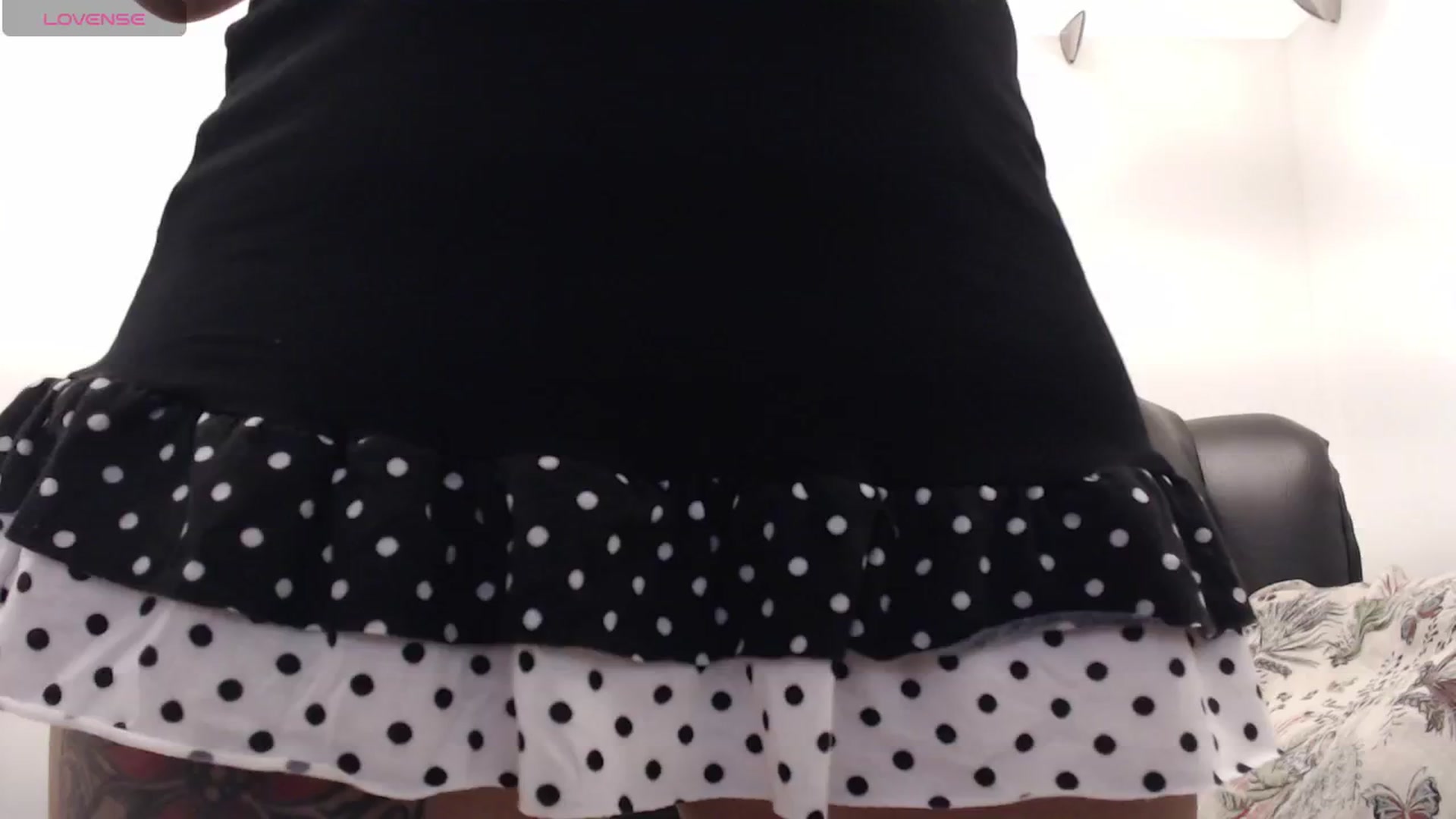 Gallery image thumbnail from Louisk's myfreecams stream on, 11/28/2024, 16:03 image 10 of 20