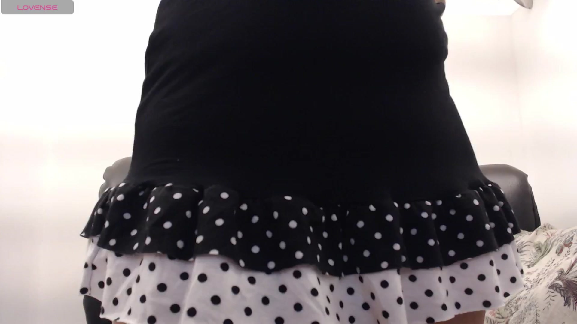 Gallery image thumbnail from Louisk's myfreecams stream on, 11/28/2024, 16:03 image 18 of 20