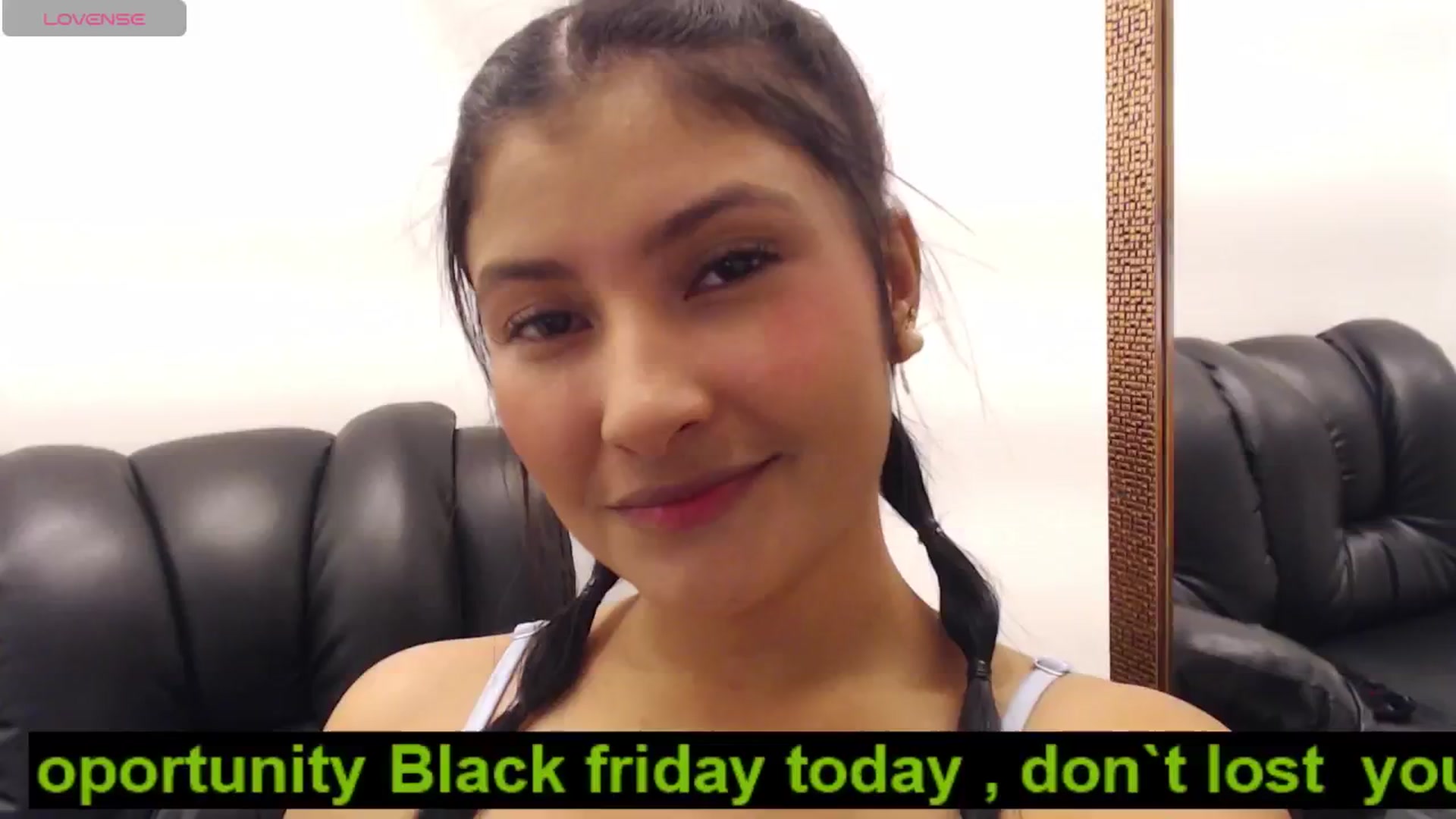 Gallery image thumbnail from Louisk's myfreecams stream on, 11/29/2024, 12:19 image 2 of 20