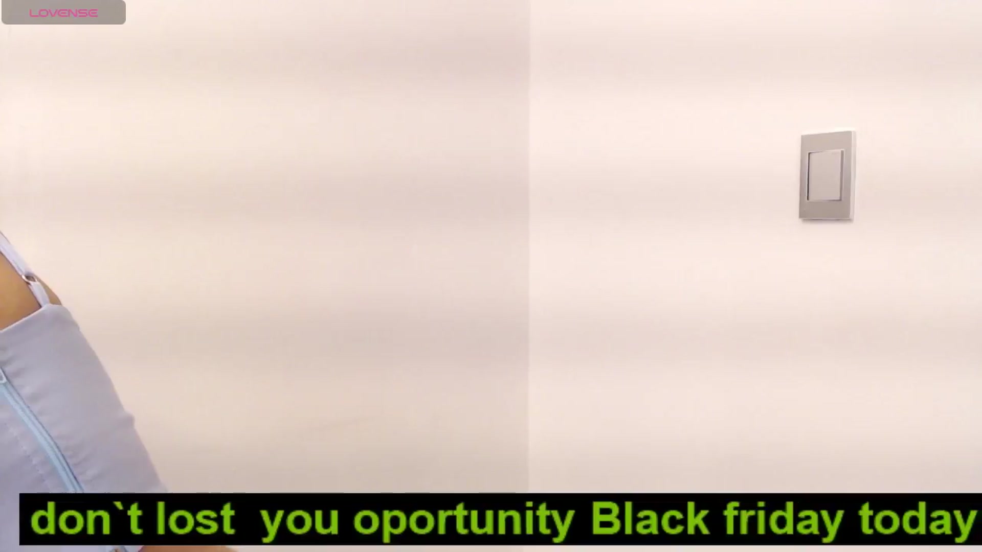 Gallery image thumbnail from Louisk's myfreecams stream on, 11/29/2024, 18:32 image 14 of 20