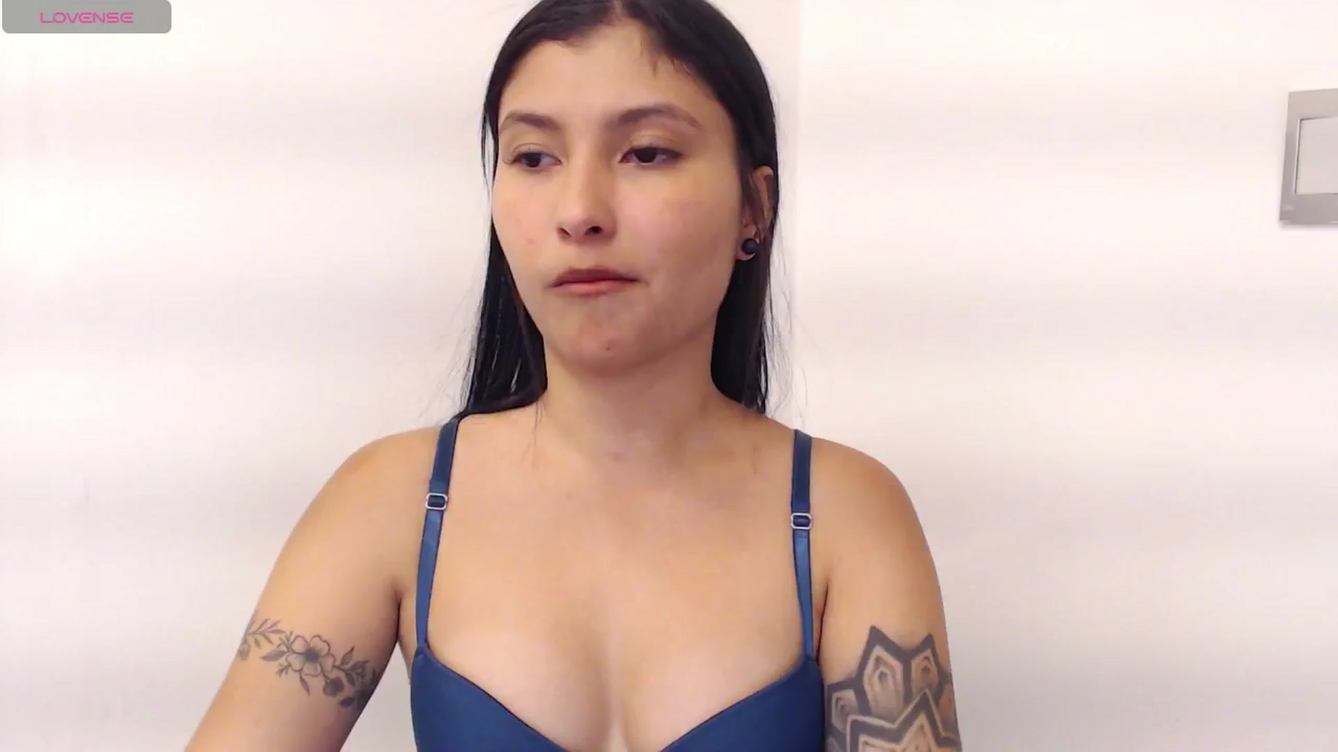 Gallery image thumbnail from Louisk's myfreecams stream on, 11/30/2024, 19:39 image 12 of 20