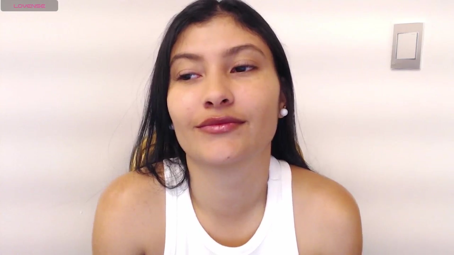 Gallery image thumbnail from Louisk's myfreecams stream on, 12/03/2024, 12:56 image 2 of 20