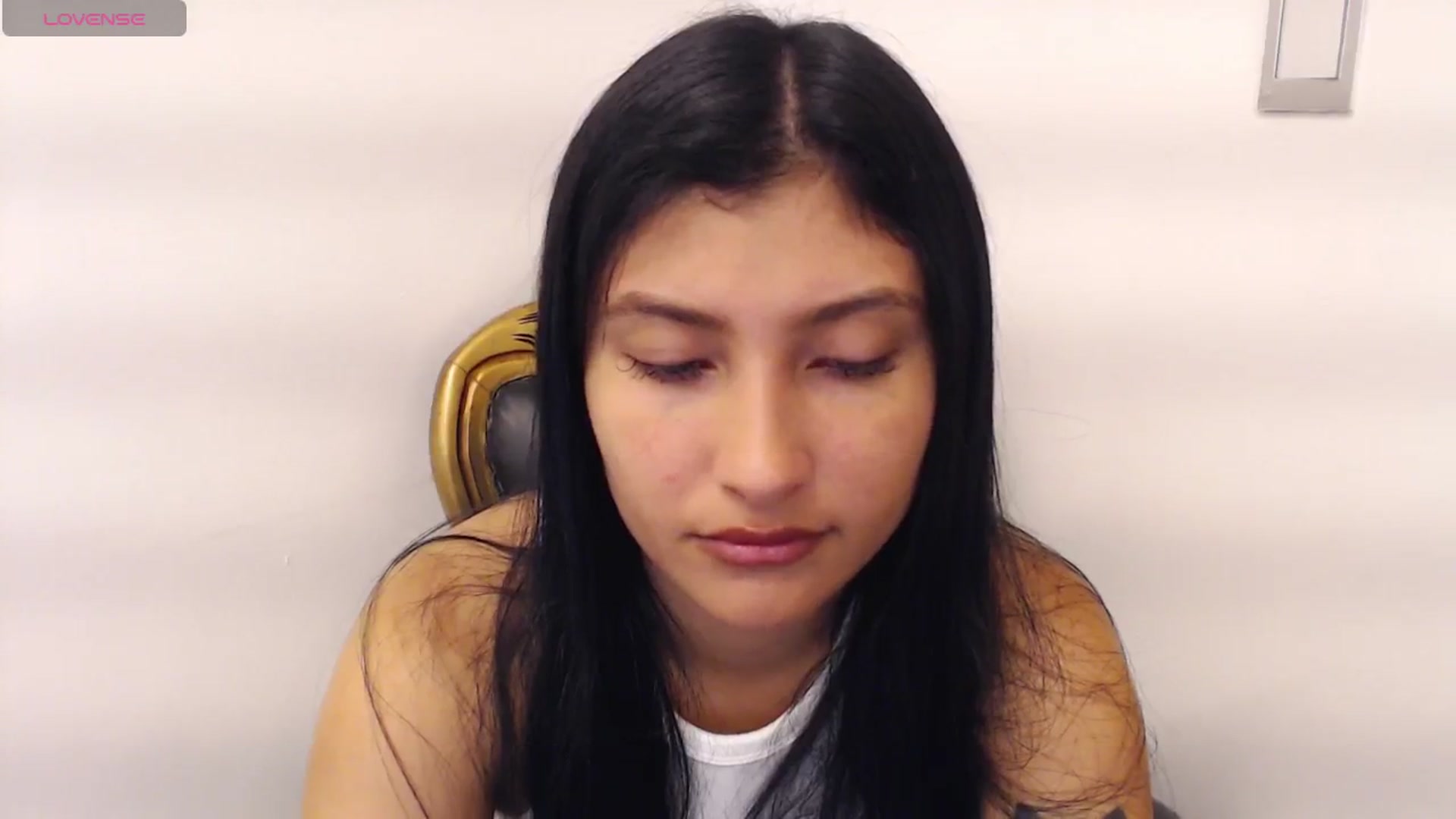 Gallery image thumbnail from Louisk's myfreecams stream on, 12/03/2024, 12:56 image 5 of 20