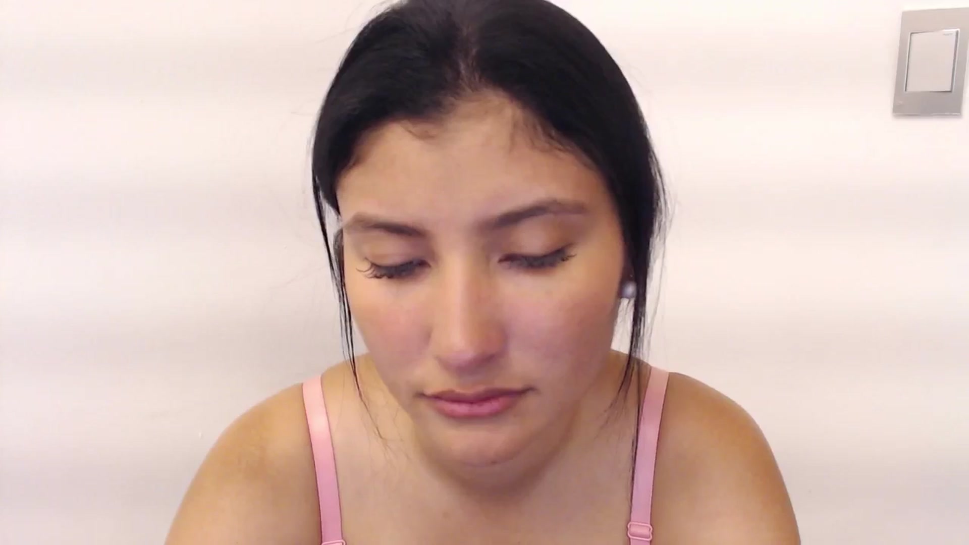 Gallery image thumbnail from Louisk's myfreecams stream on, 12/14/2024, 13:51 image 19 of 20