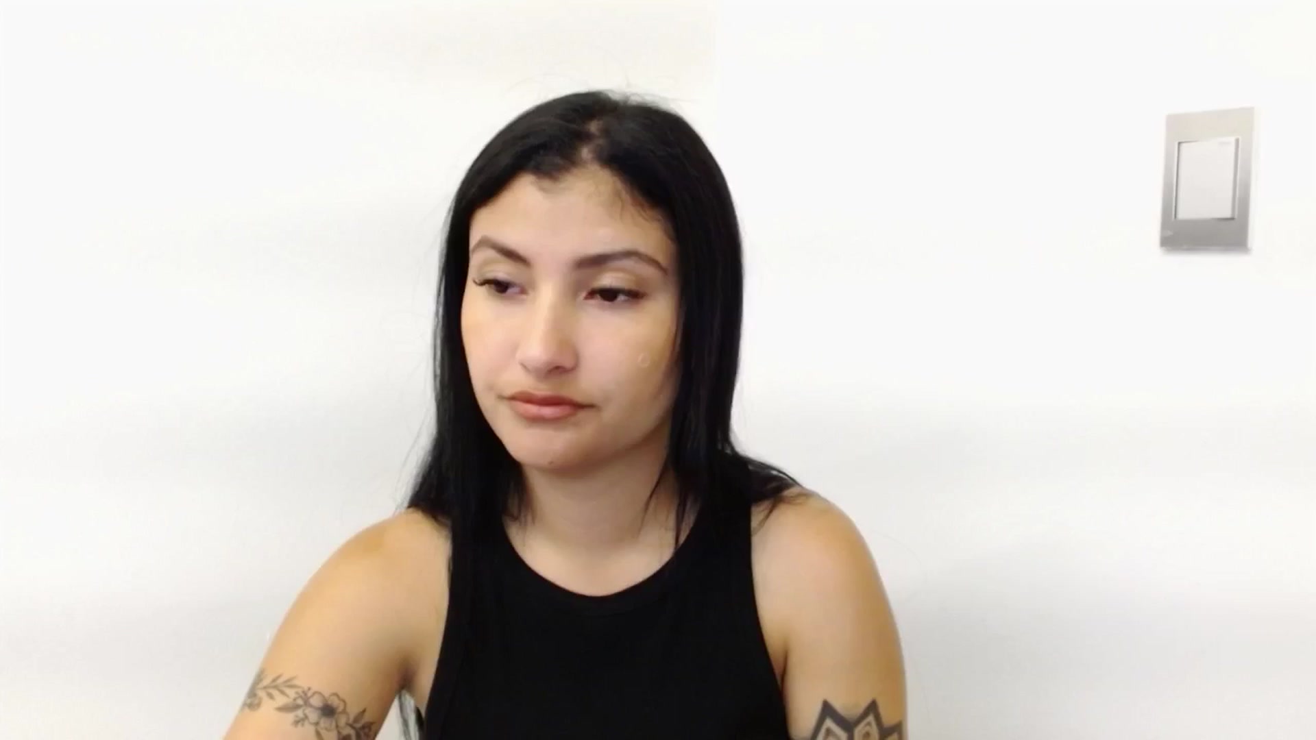 Gallery image thumbnail from Louisk's myfreecams stream on, 12/24/2024, 12:29 image 6 of 20
