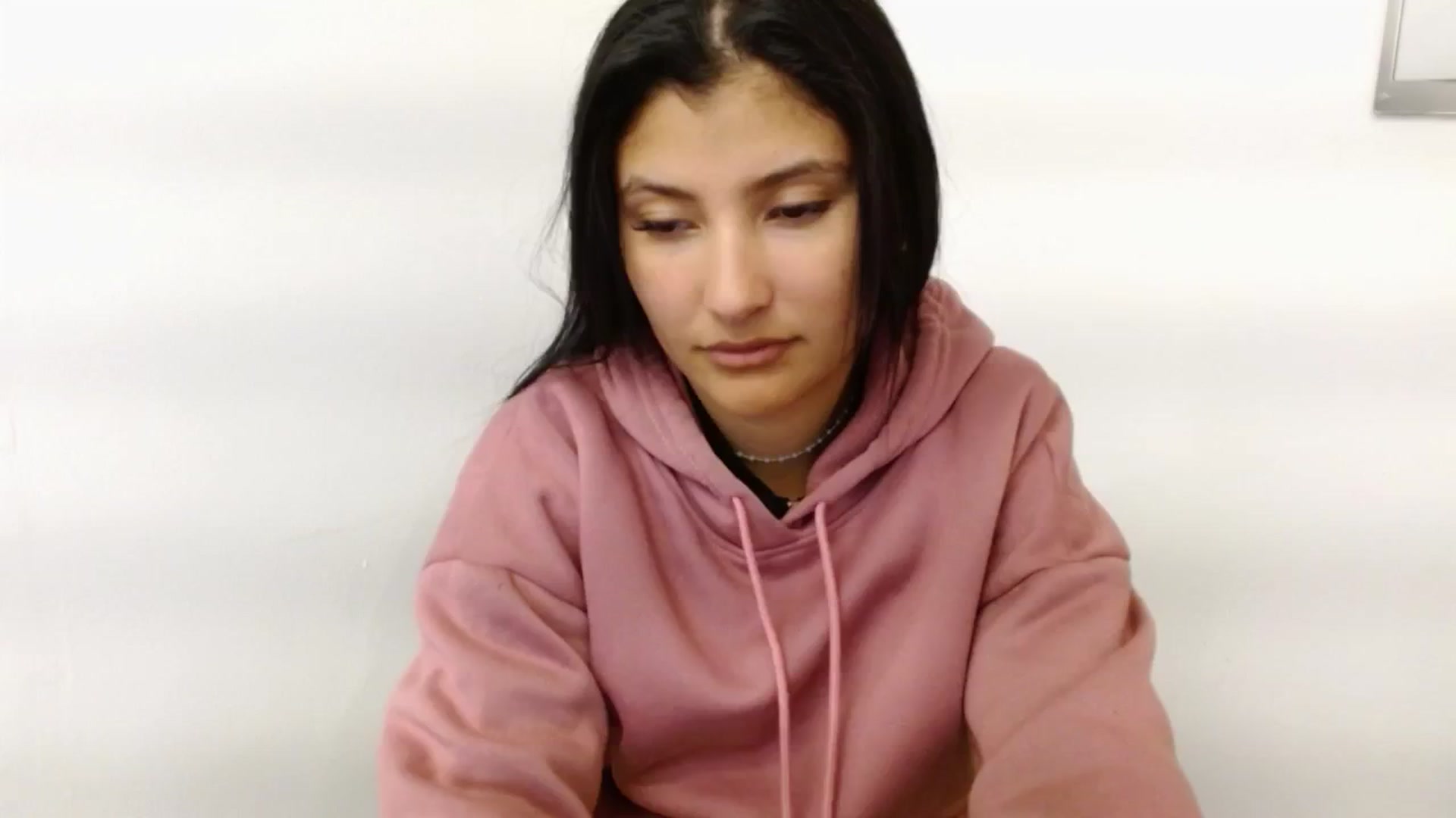 Gallery image thumbnail from Louisk's myfreecams stream on, 12/27/2024, 12:48 image 5 of 20