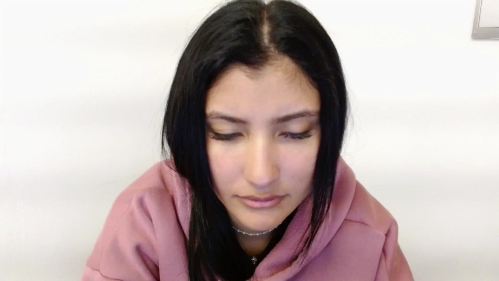 Gallery image thumbnail from Louisk's myfreecams stream on, 12/27/2024, 12:48 image 3 of 20