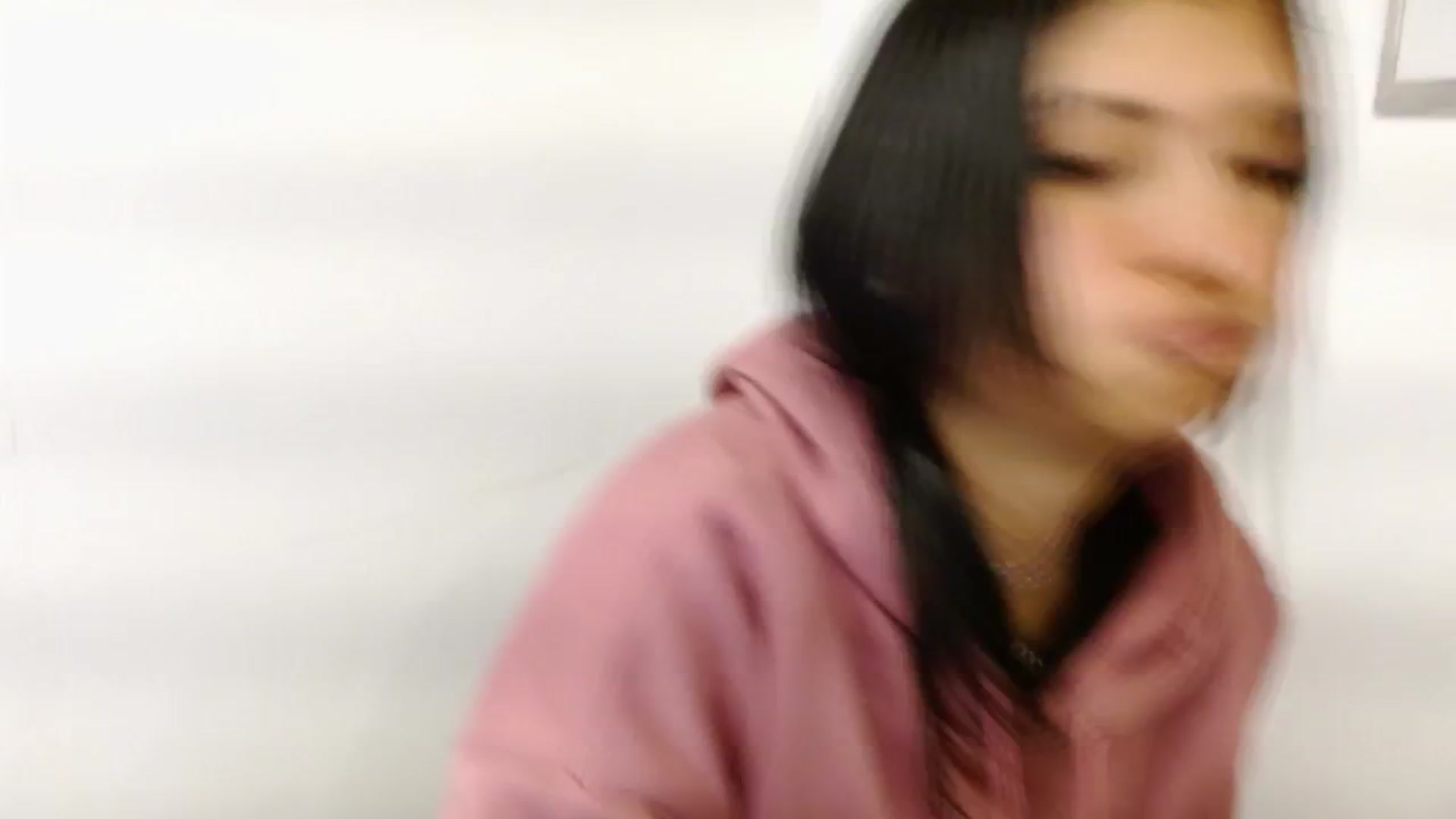 Gallery image thumbnail from Louisk's myfreecams stream on, 12/27/2024, 12:48 image 4 of 20