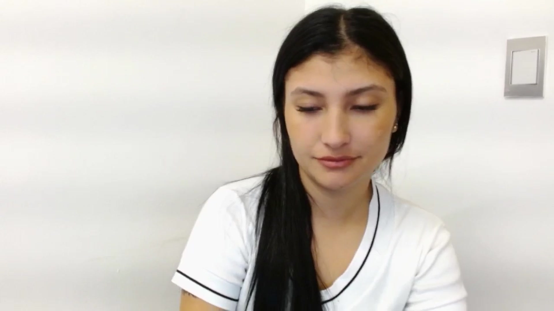 Gallery image thumbnail from Louisk's myfreecams stream on, 12/29/2024, 11:43 image 18 of 20