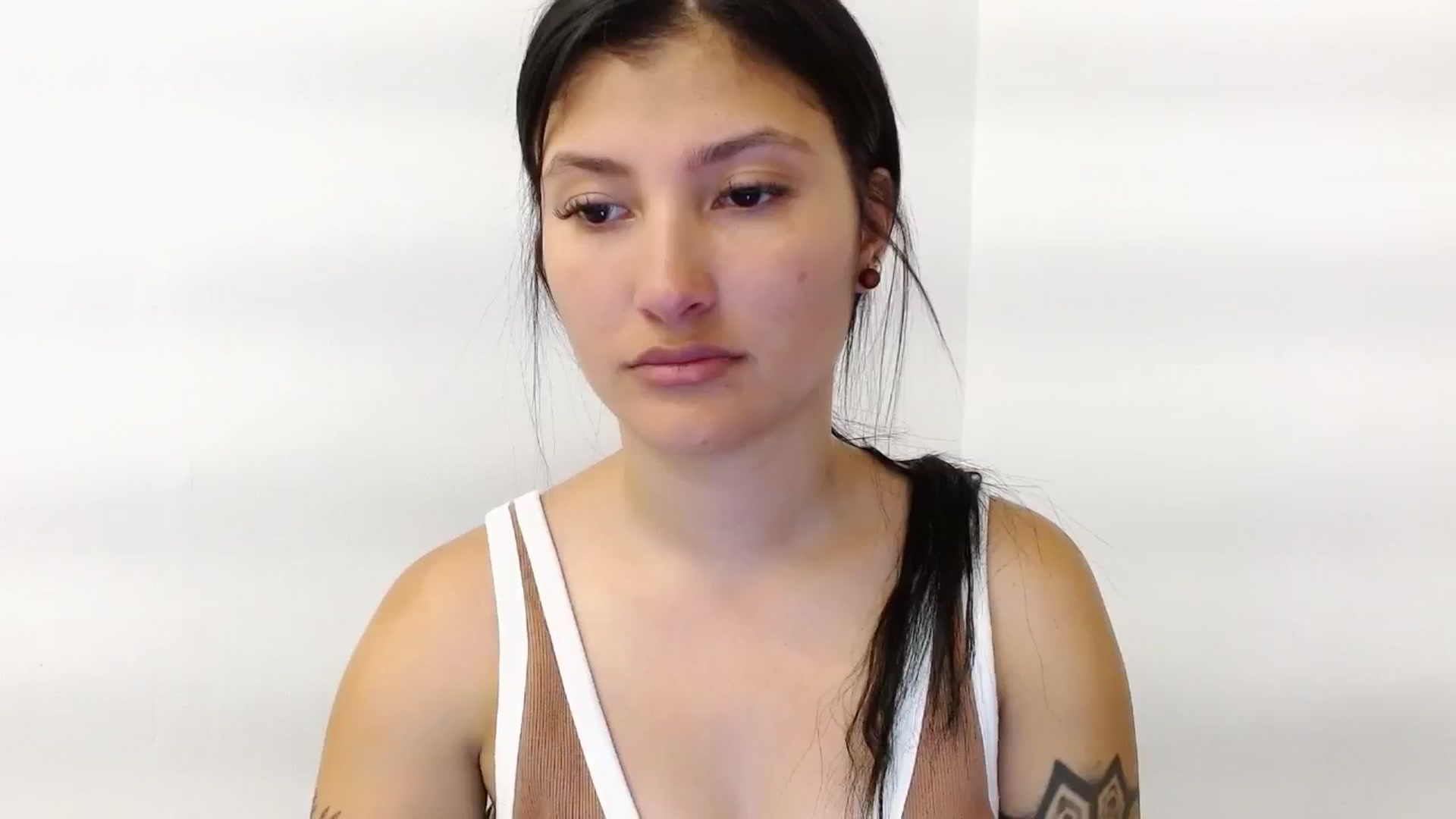 Gallery image thumbnail from Louisk's myfreecams stream on, 12/31/2024, 17:54 image 20 of 20