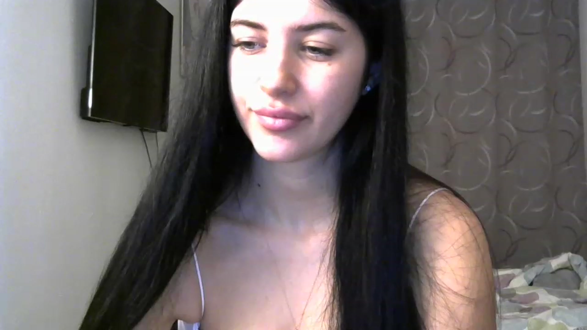 Gallery image thumbnail from LourisVuitton's myfreecams stream on, 12/01/2022, 24:14 image 15 of 20