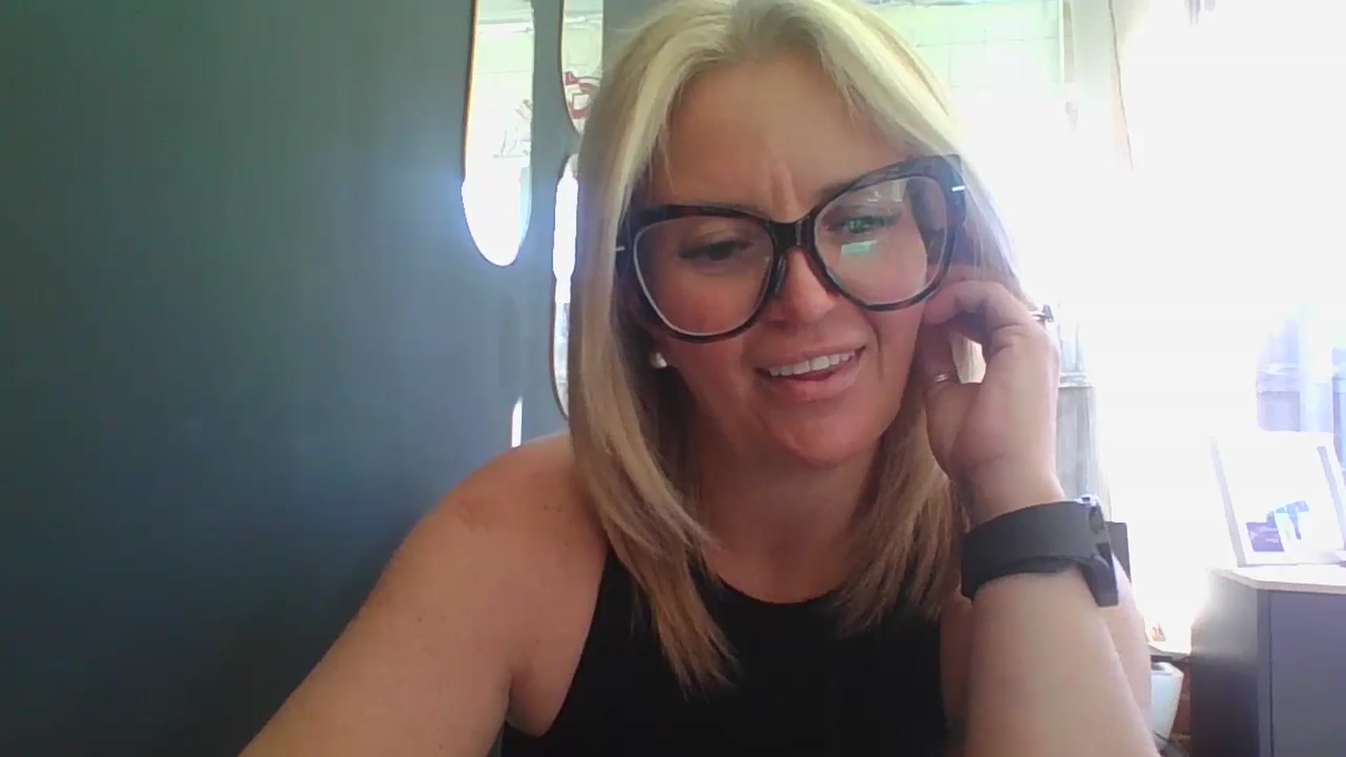 Gallery image thumbnail from Loux31x's myfreecams stream on, 04/01/2025, 09:09 image 6 of 20