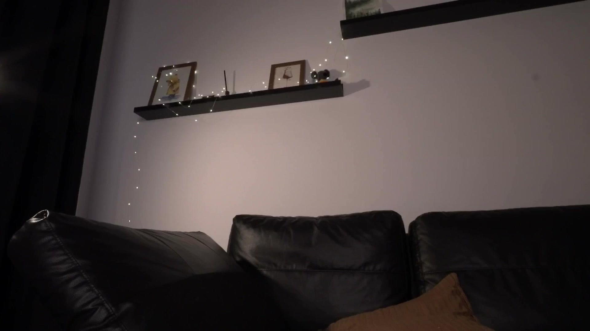 Gallery image thumbnail from LoveAmeli's myfreecams stream on, 04/04/2026, 18:32 image 13 of 20