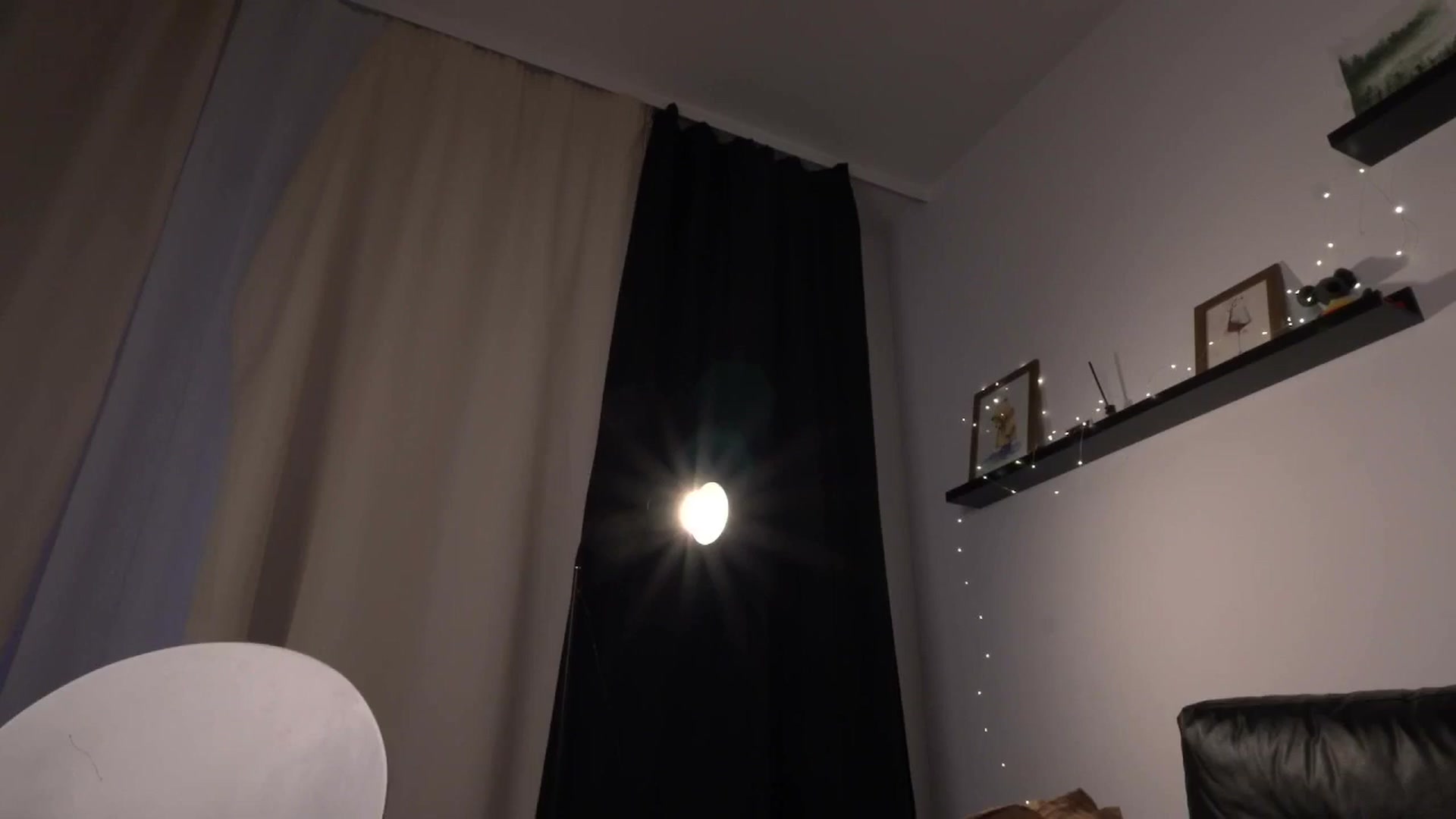 Gallery image thumbnail from LoveAmeli's myfreecams stream on, 04/16/2026, 18:30 image 17 of 20