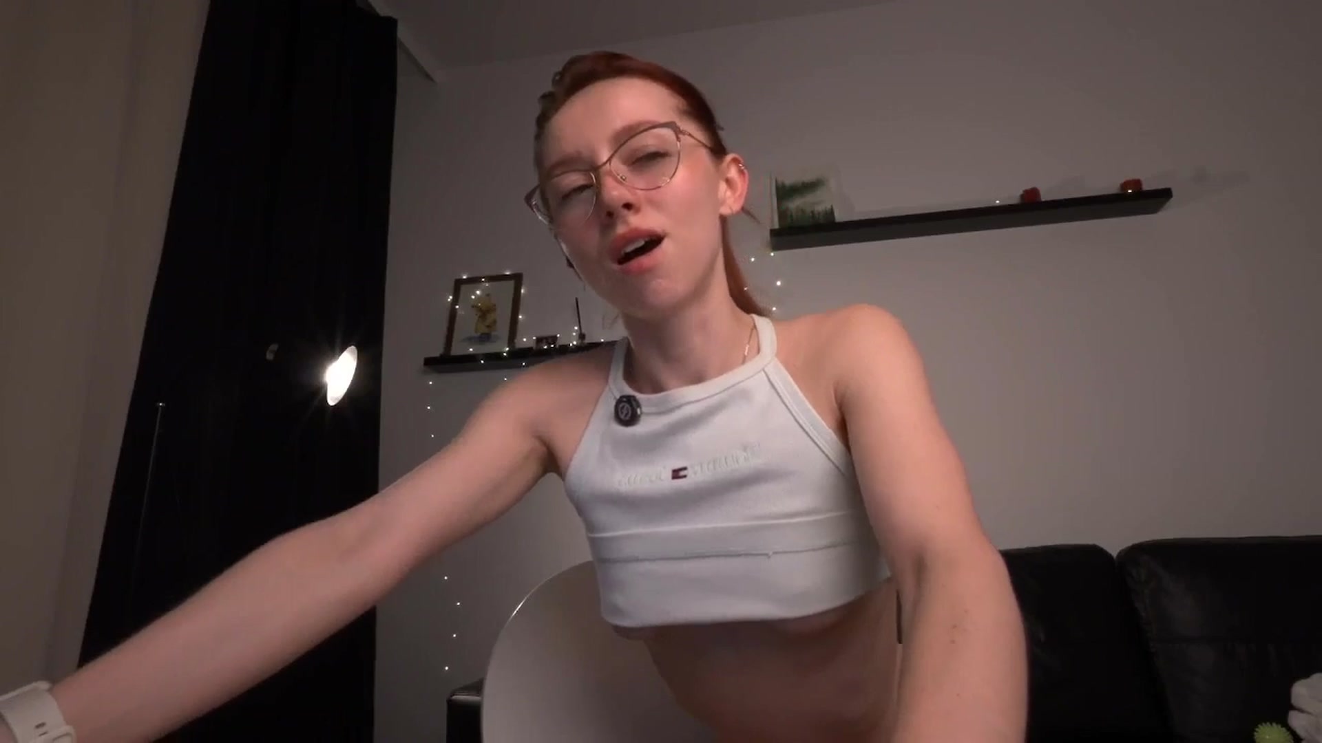 Gallery image thumbnail from LoveAmeli's myfreecams stream on, 04/16/2026, 20:01 image 6 of 20
