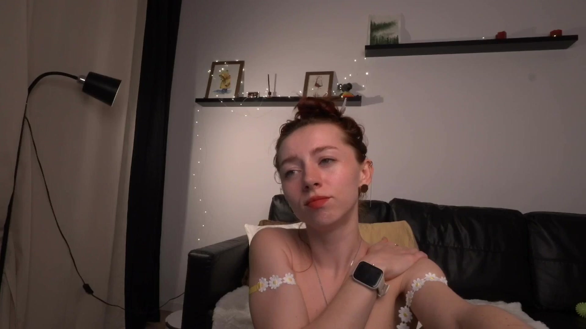 Gallery image thumbnail from LoveAmeli's myfreecams stream on, 04/19/2026, 18:49 image 17 of 20