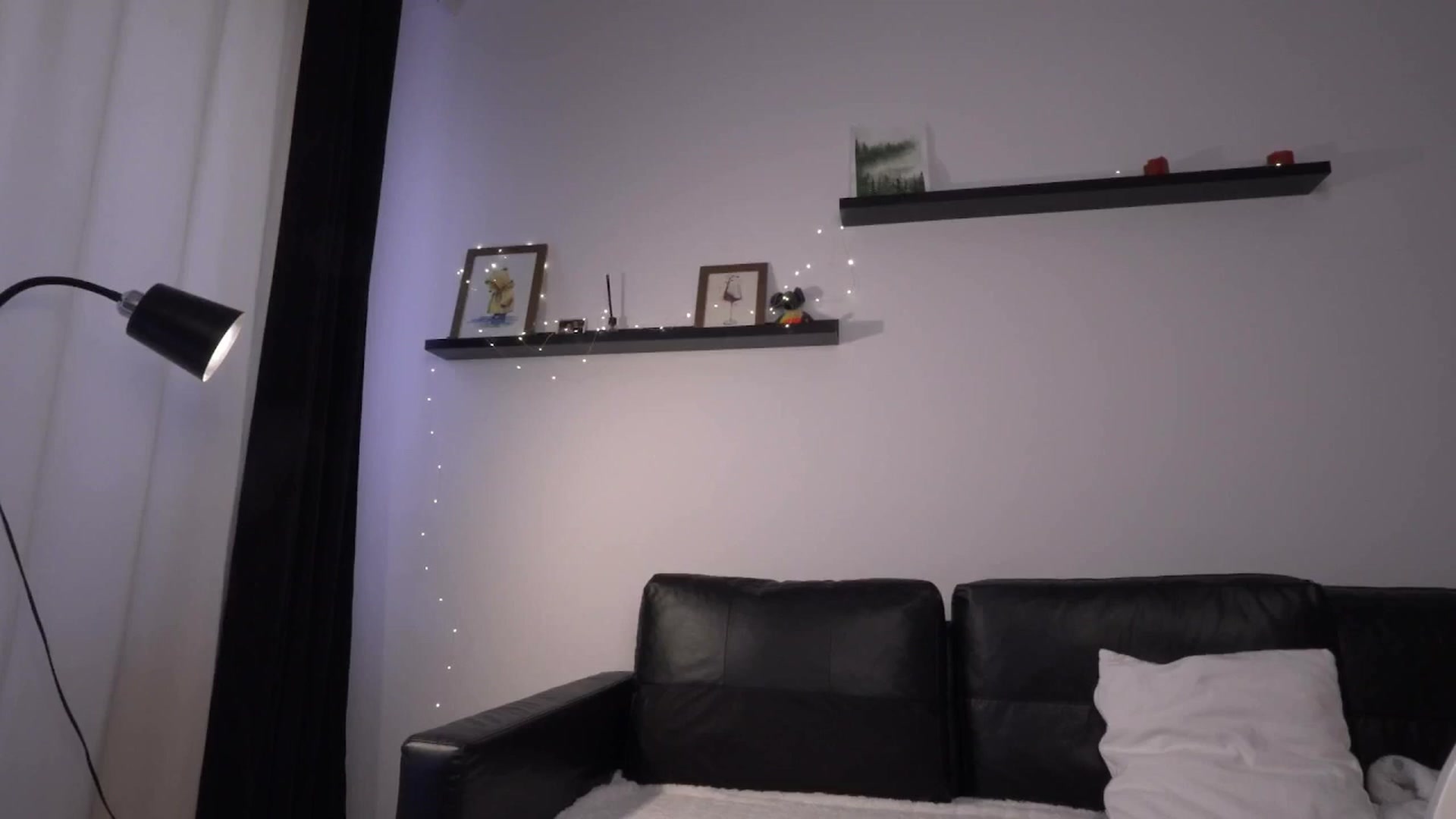 Gallery image thumbnail from LoveAmeli's myfreecams stream on, 04/25/2026, 20:26 image 1 of 20