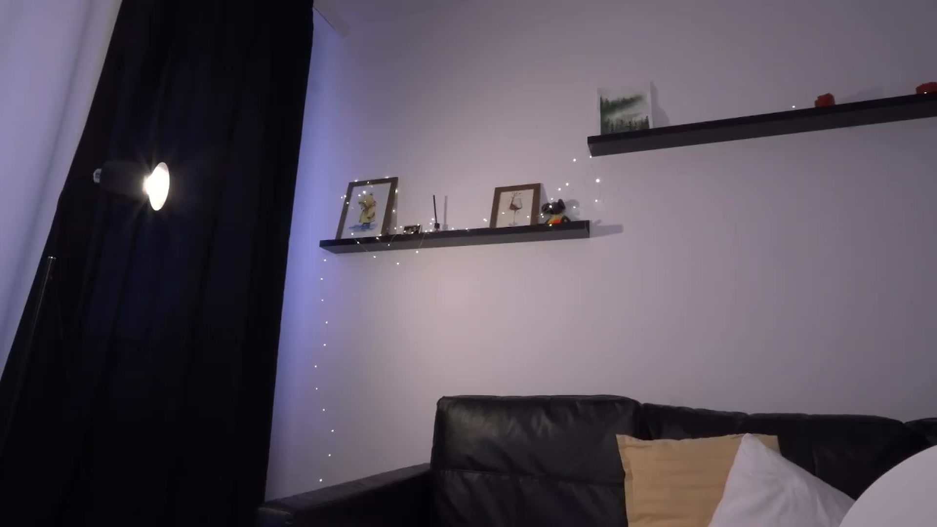 Gallery image thumbnail from LoveAmeli's myfreecams stream on, 05/02/2026, 17:30 image 3 of 20