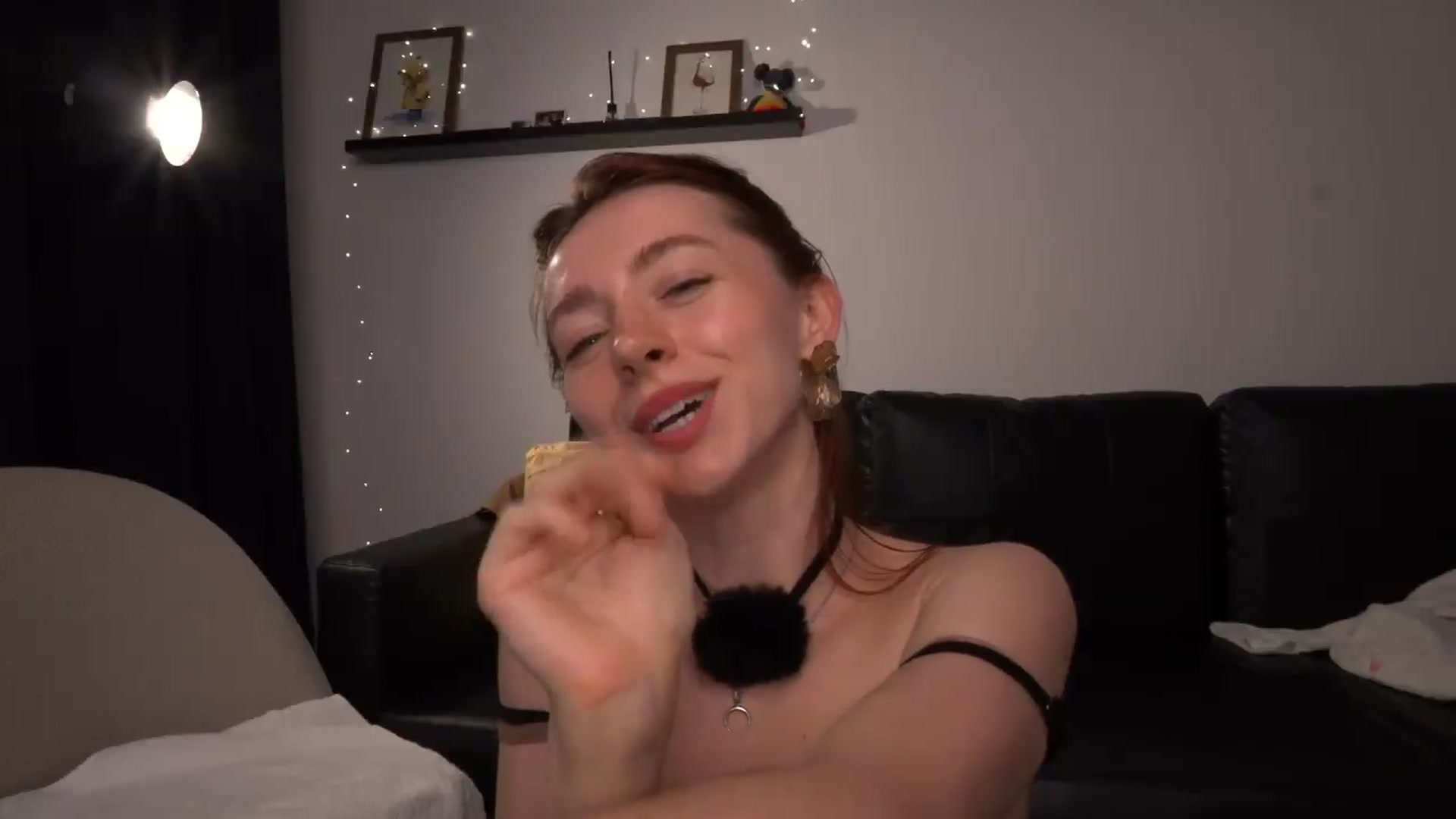 Gallery image thumbnail from LoveAmeli's myfreecams stream on, 06/06/2026, 19:49 image 16 of 20