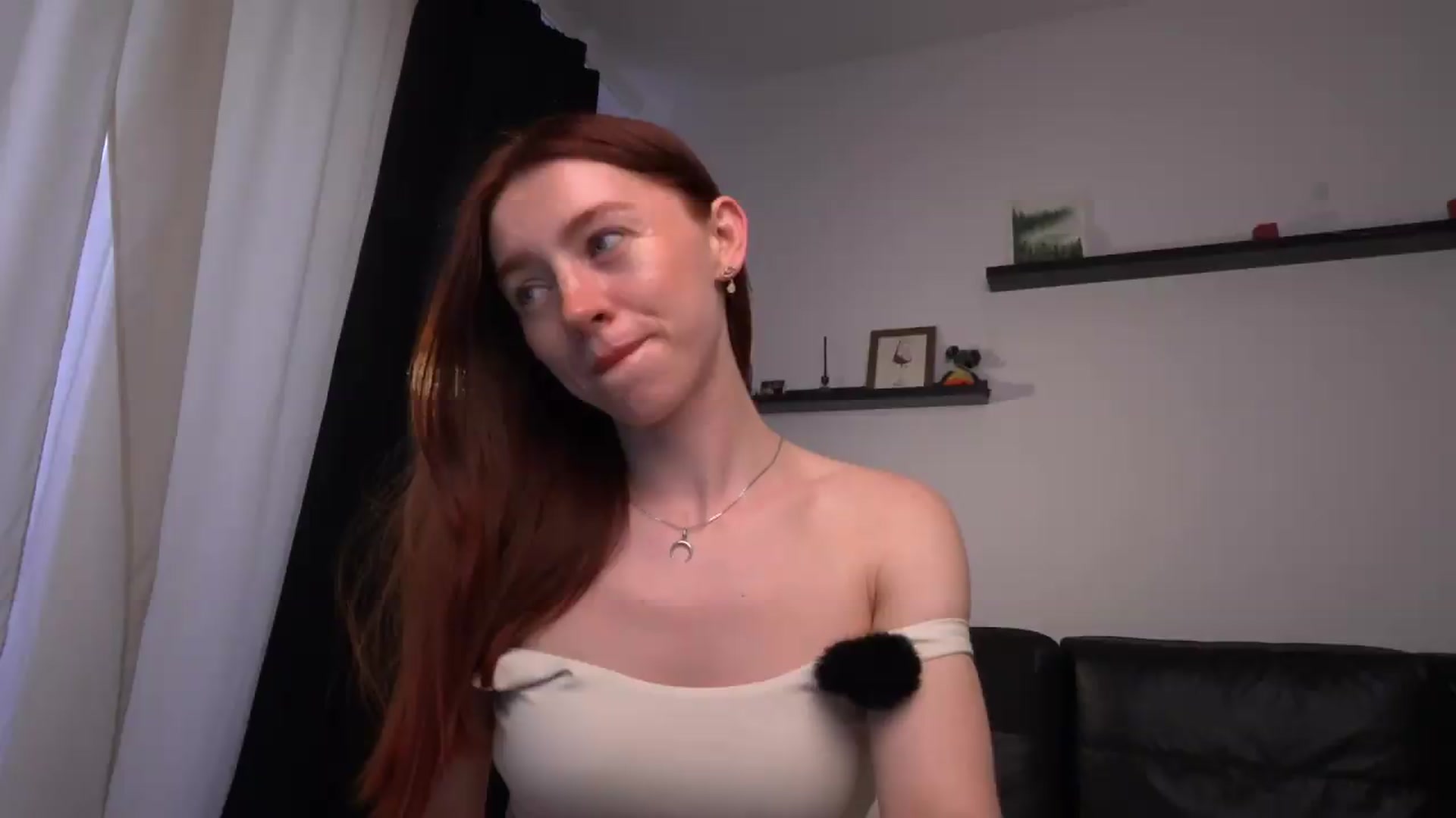 Gallery image thumbnail from LoveAmeli's myfreecams stream on, 06/25/2026, 18:01 image 3 of 20
