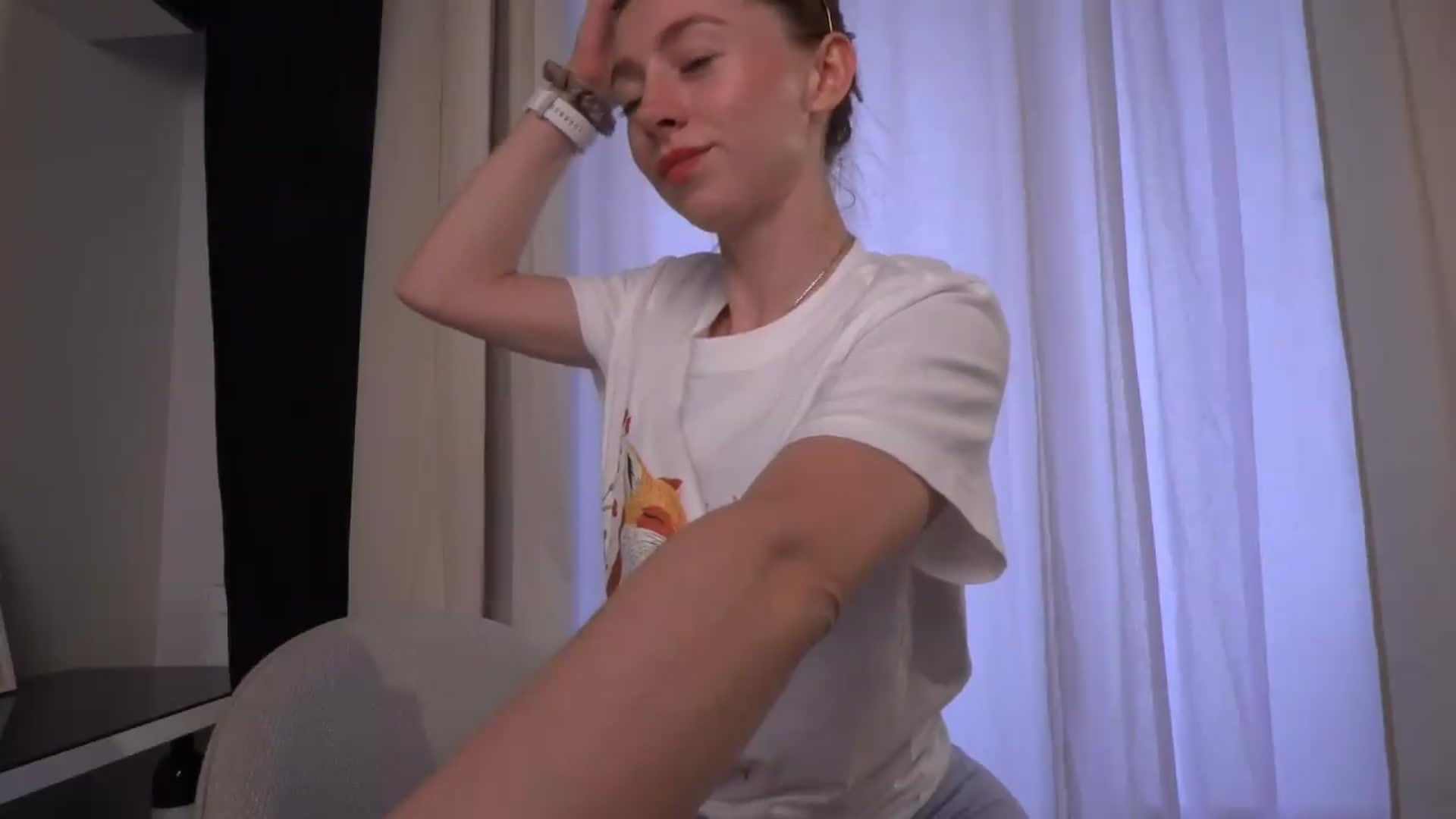 Gallery image thumbnail from LoveAmeli's myfreecams stream on, 08/16/2026, 19:32 image 5 of 20