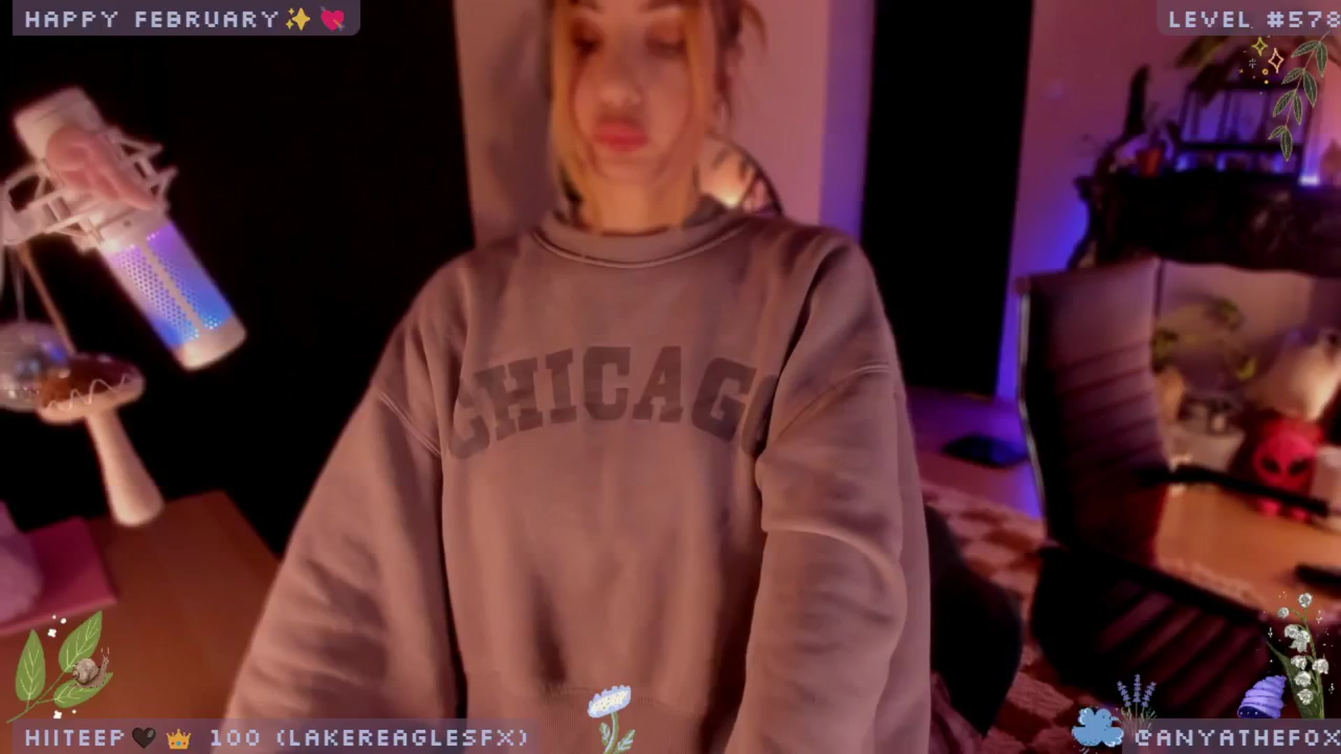 Gallery image thumbnail from LoveDove's myfreecams stream on, 02/13/2025, 09:32 image 9 of 20