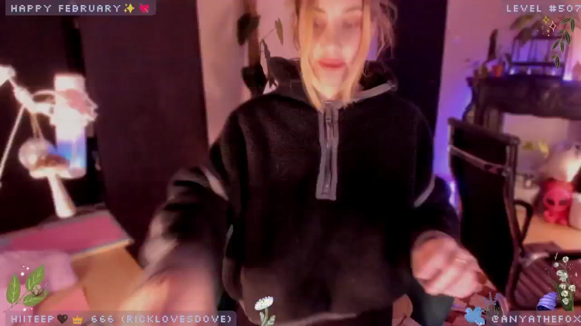 Gallery image thumbnail from LoveDove's myfreecams stream on, 02/15/2025, 08:47 image 5 of 20