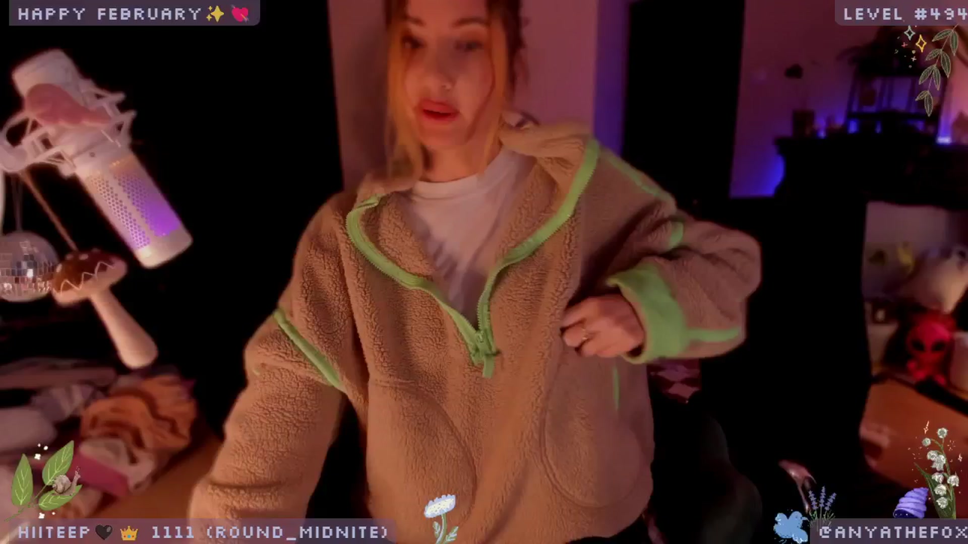 Gallery image thumbnail from LoveDove's myfreecams stream on, 02/17/2025, 09:55 image 1 of 20