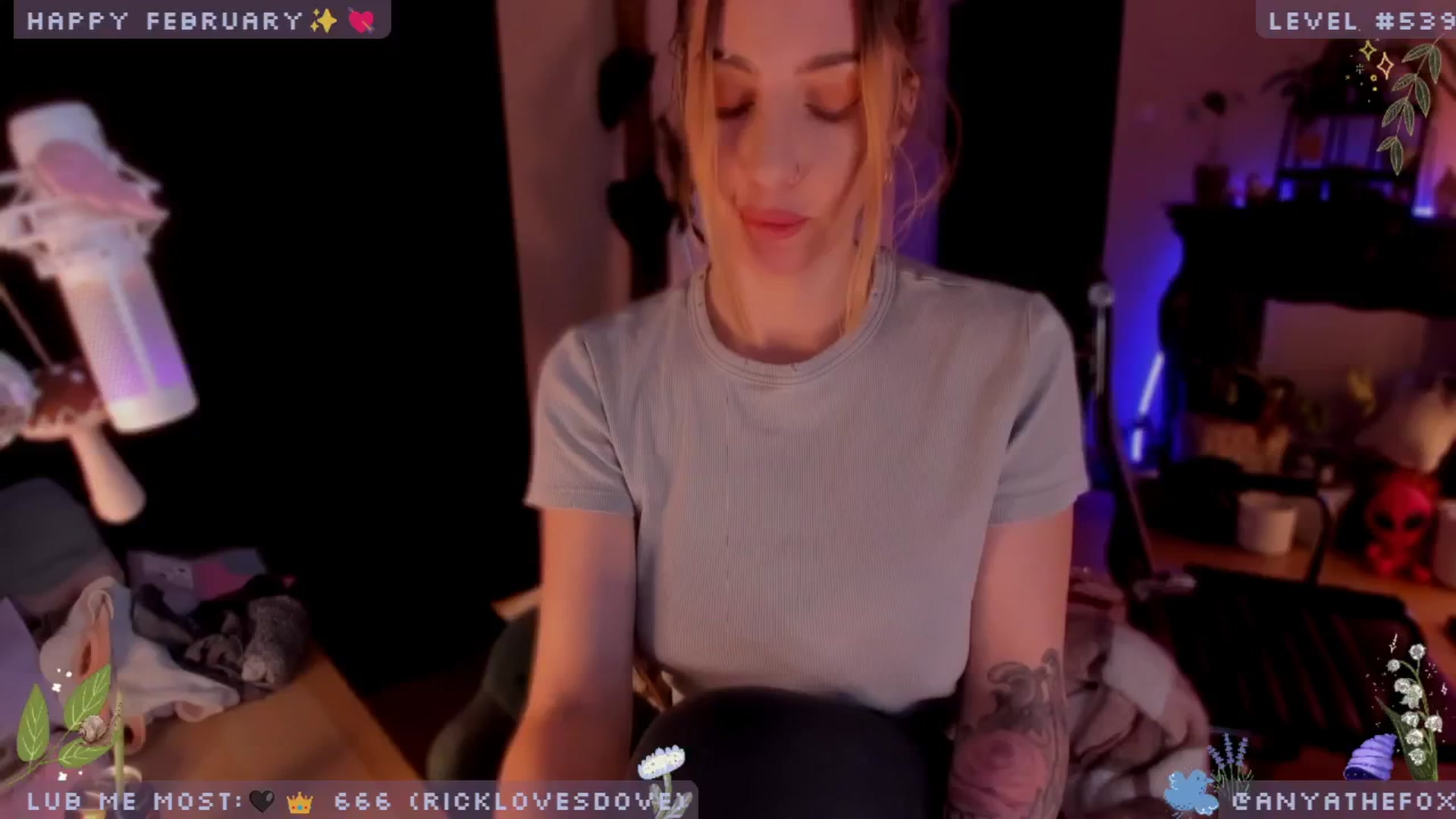 Gallery image thumbnail from LoveDove's myfreecams stream on, 02/23/2025, 10:00 image 5 of 20