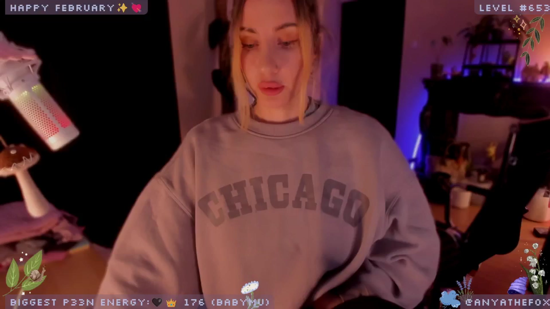 Gallery image thumbnail from LoveDove's myfreecams stream on, 02/27/2025, 08:46 image 14 of 20
