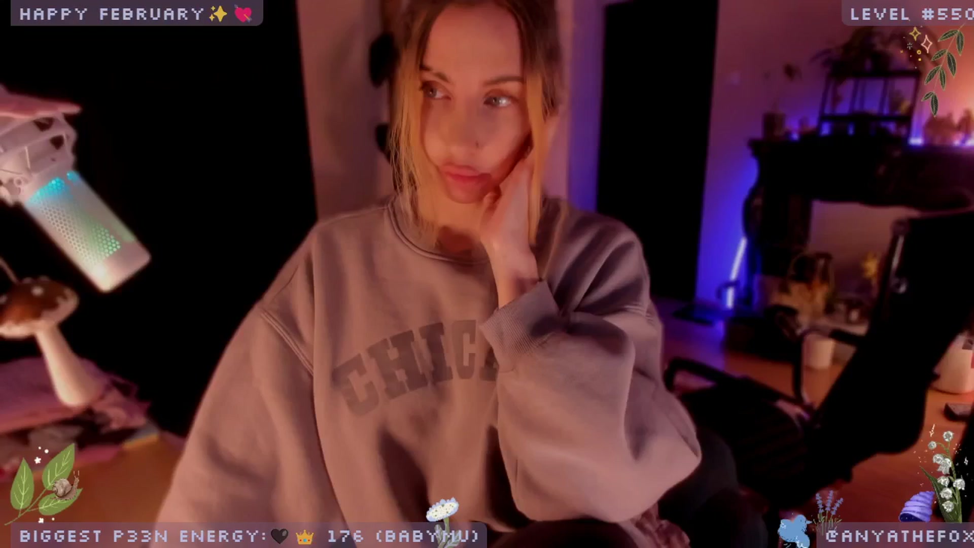 Gallery image thumbnail from LoveDove's myfreecams stream on, 02/27/2025, 11:03 image 13 of 20