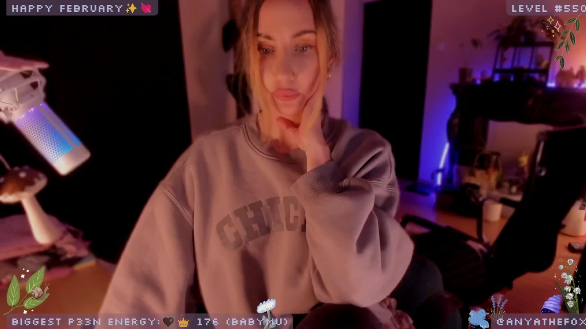 Gallery image thumbnail from LoveDove's myfreecams stream on, 02/27/2025, 11:03 image 12 of 20