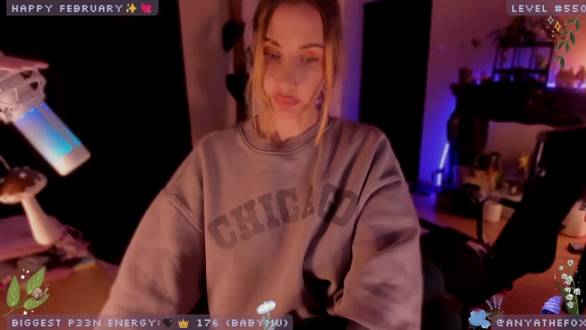 Gallery image thumbnail from LoveDove's myfreecams stream on, 02/27/2025, 11:03 image 15 of 20