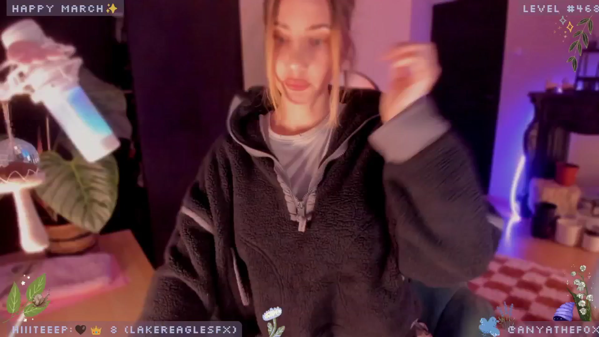 Gallery image thumbnail from LoveDove's myfreecams stream on, 03/13/2025, 08:37 image 2 of 20