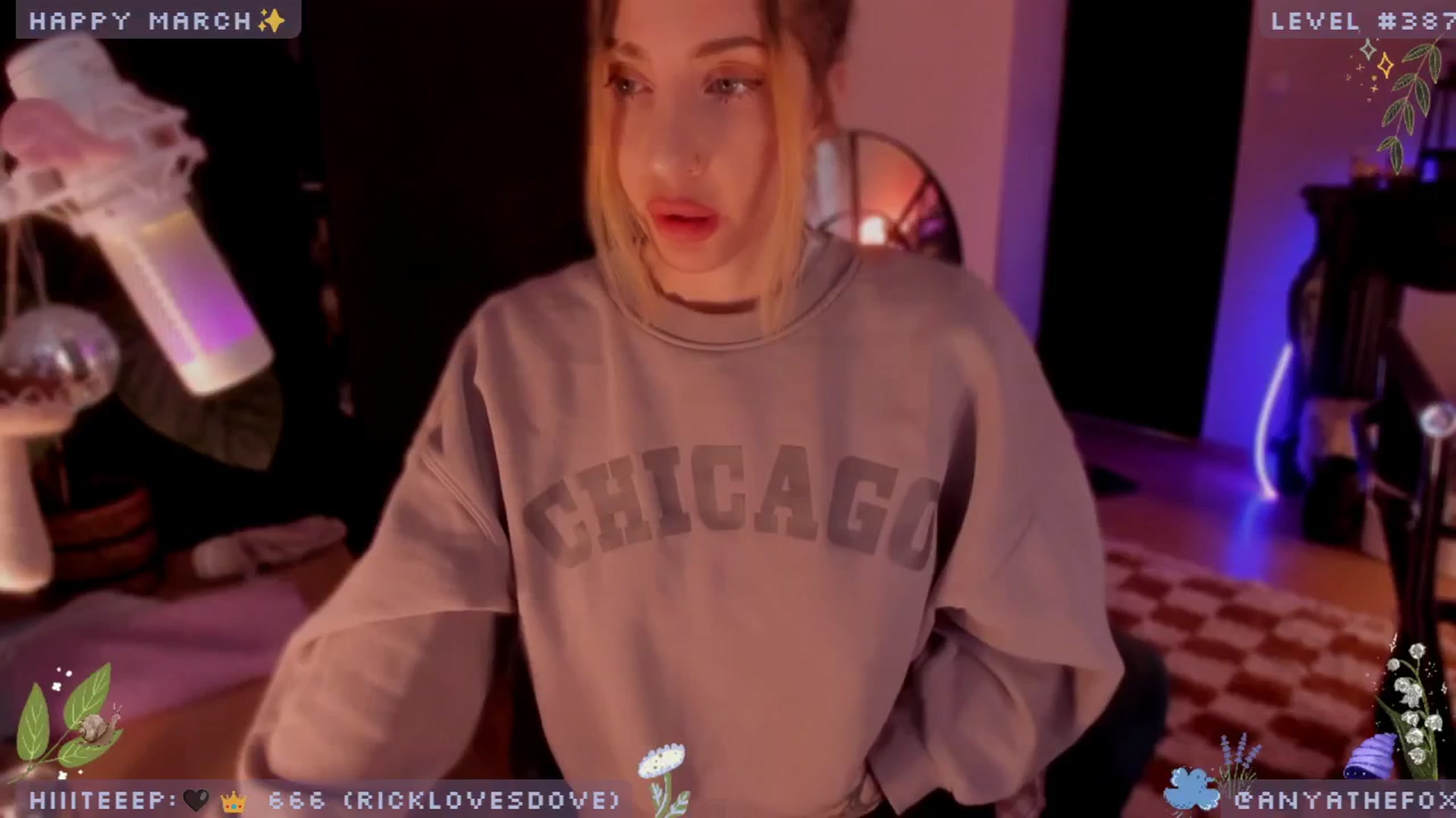 Gallery image thumbnail from LoveDove's myfreecams stream on, 03/15/2025, 09:25 image 6 of 20