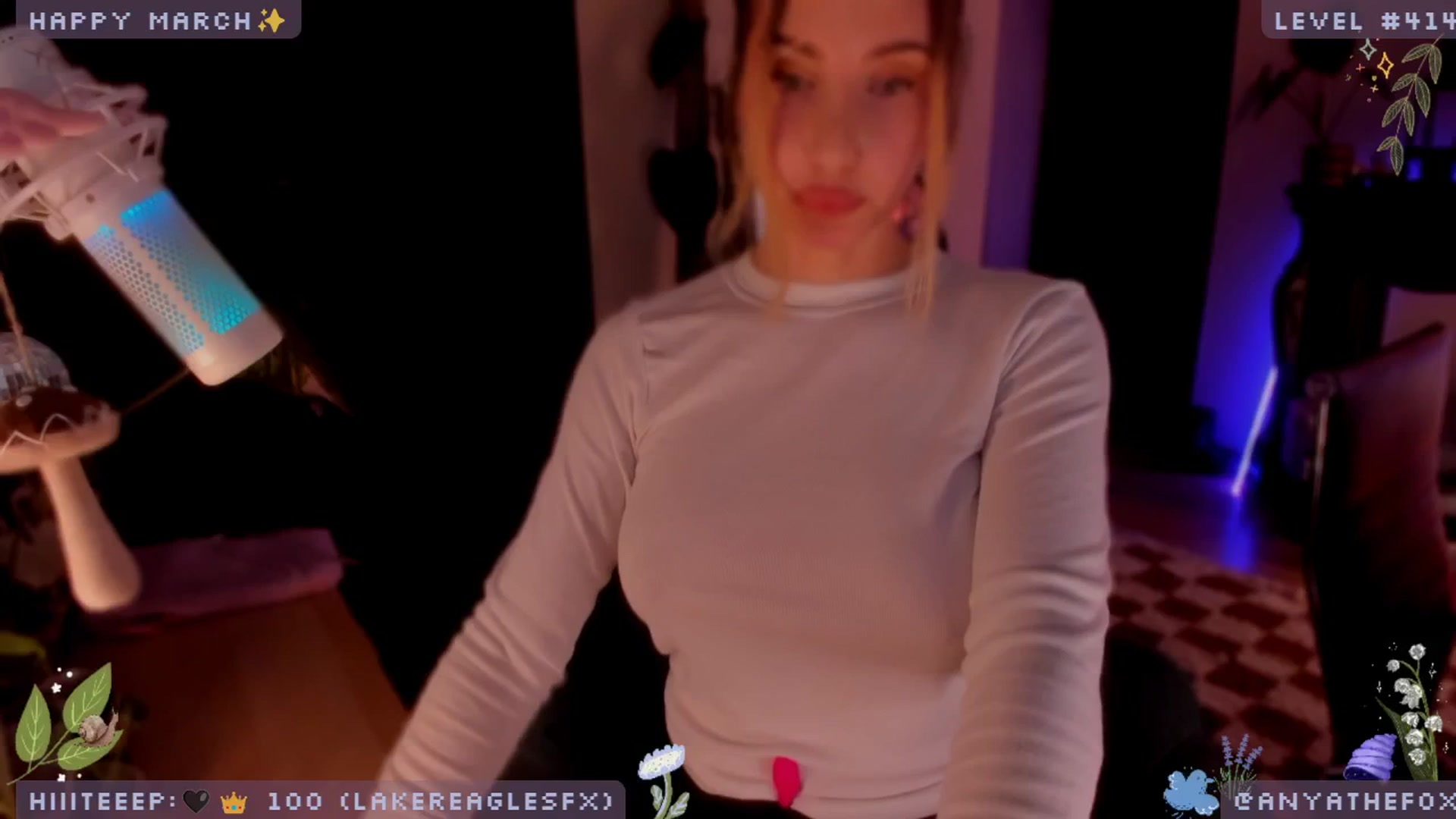 Gallery image thumbnail from LoveDove's myfreecams stream on, 03/27/2025, 07:49 image 20 of 20