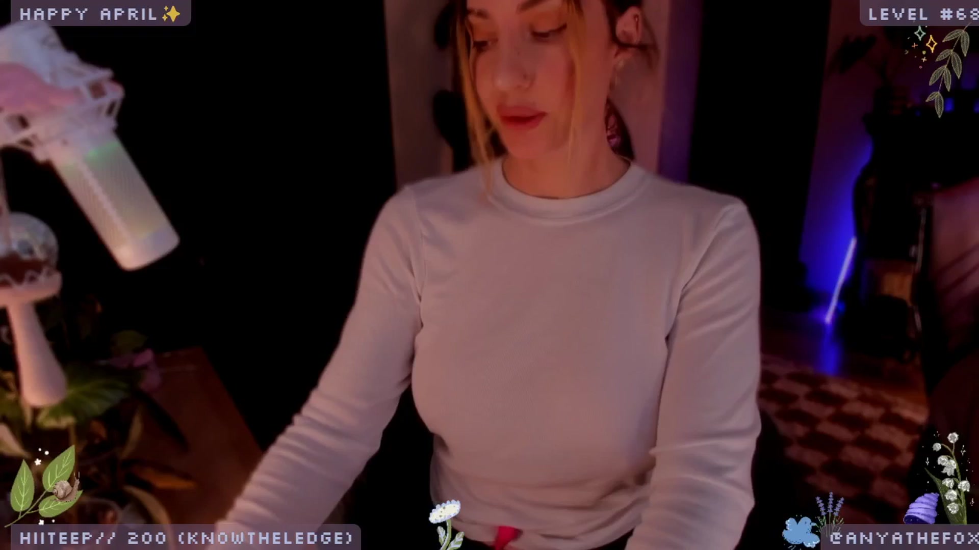 Gallery image thumbnail from LoveDove's myfreecams stream on, 04/01/2025, 08:54 image 7 of 20